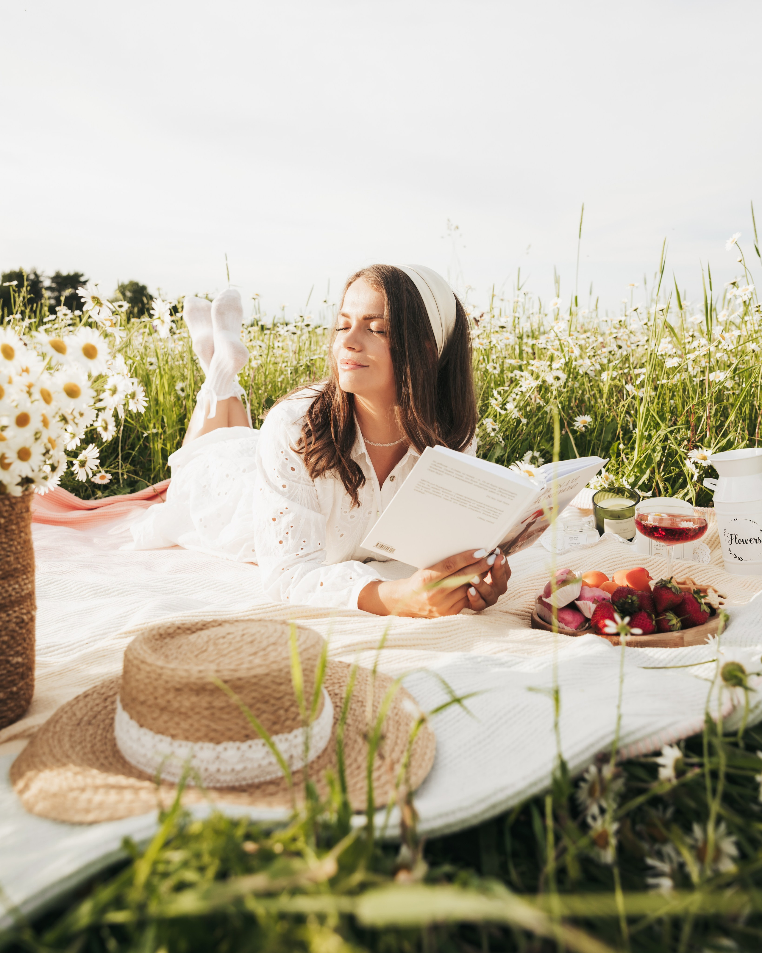 Фотосессия в поле с ромашками. Фотограф Игнатьева Любовь