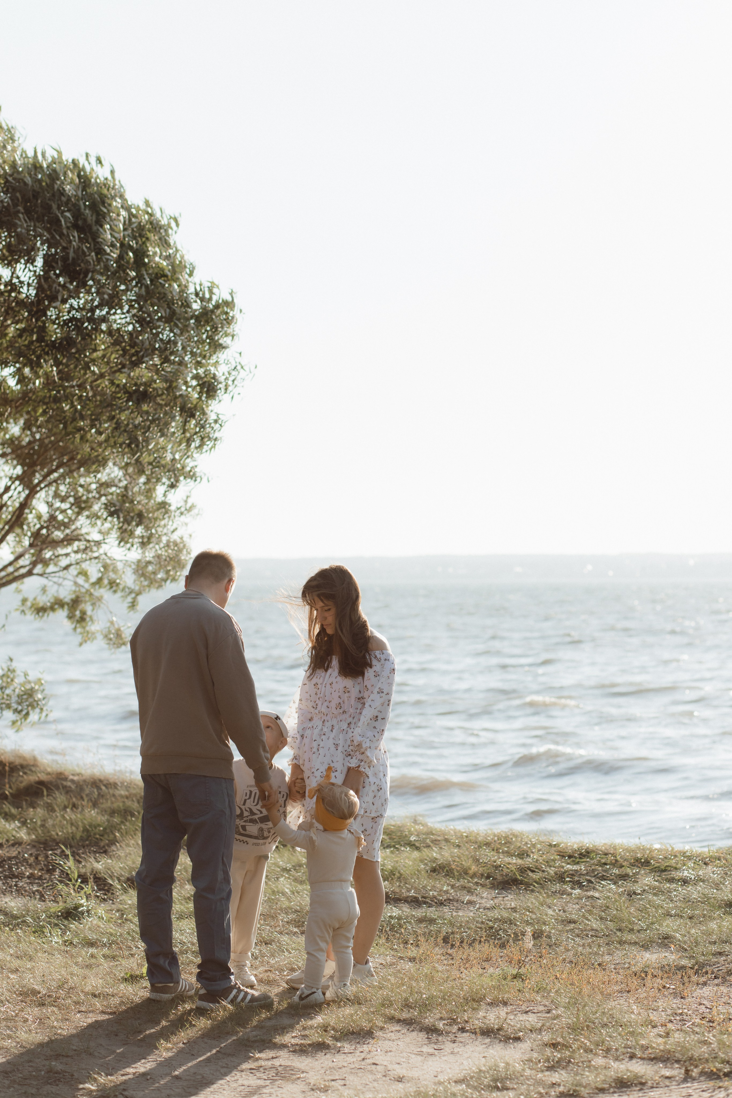 На берегу. Семейный и свадебный фотограф в Челябинске Мария Леонтьева