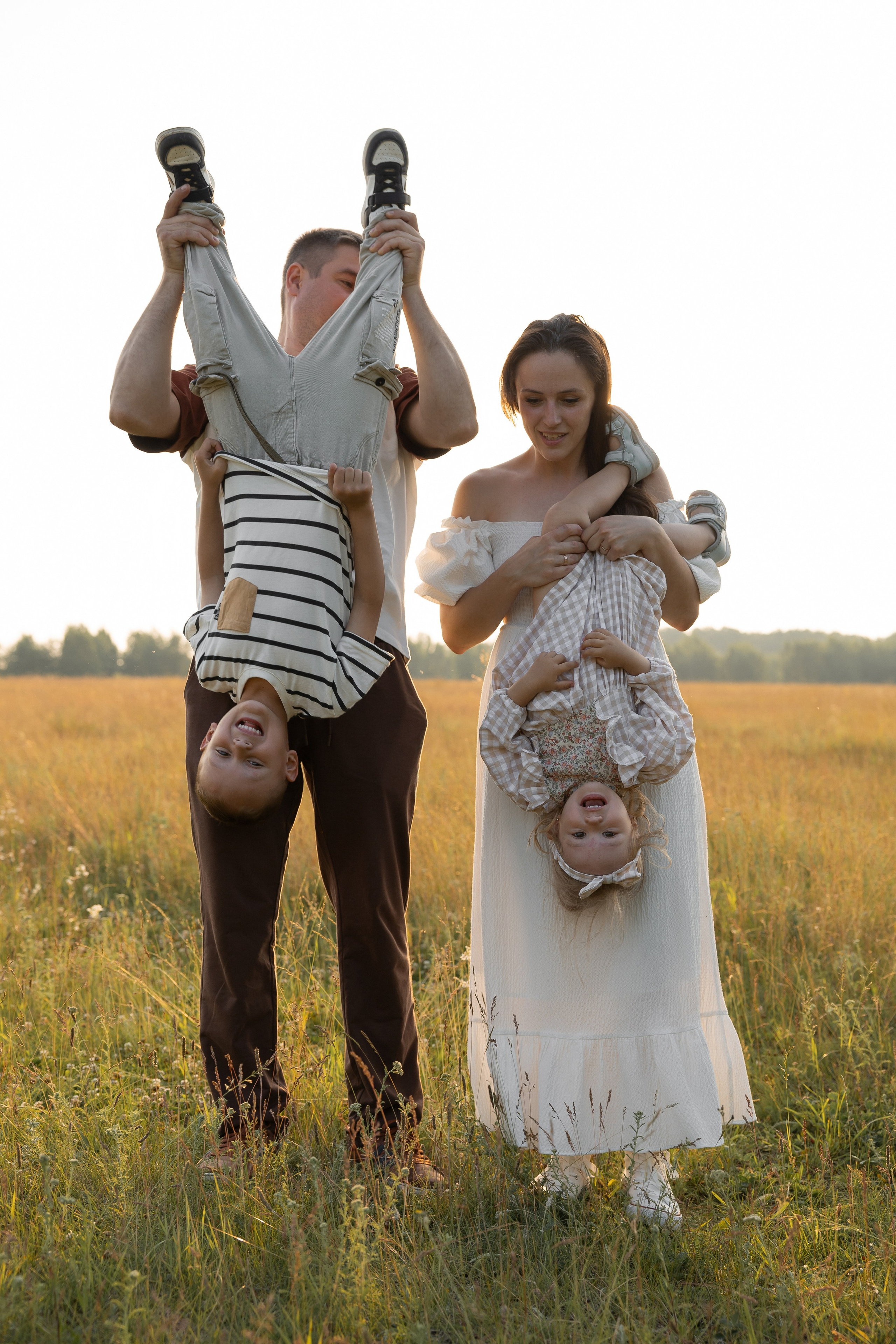 В поле. Семейный и свадебный фотограф в Челябинске Мария Леонтьева