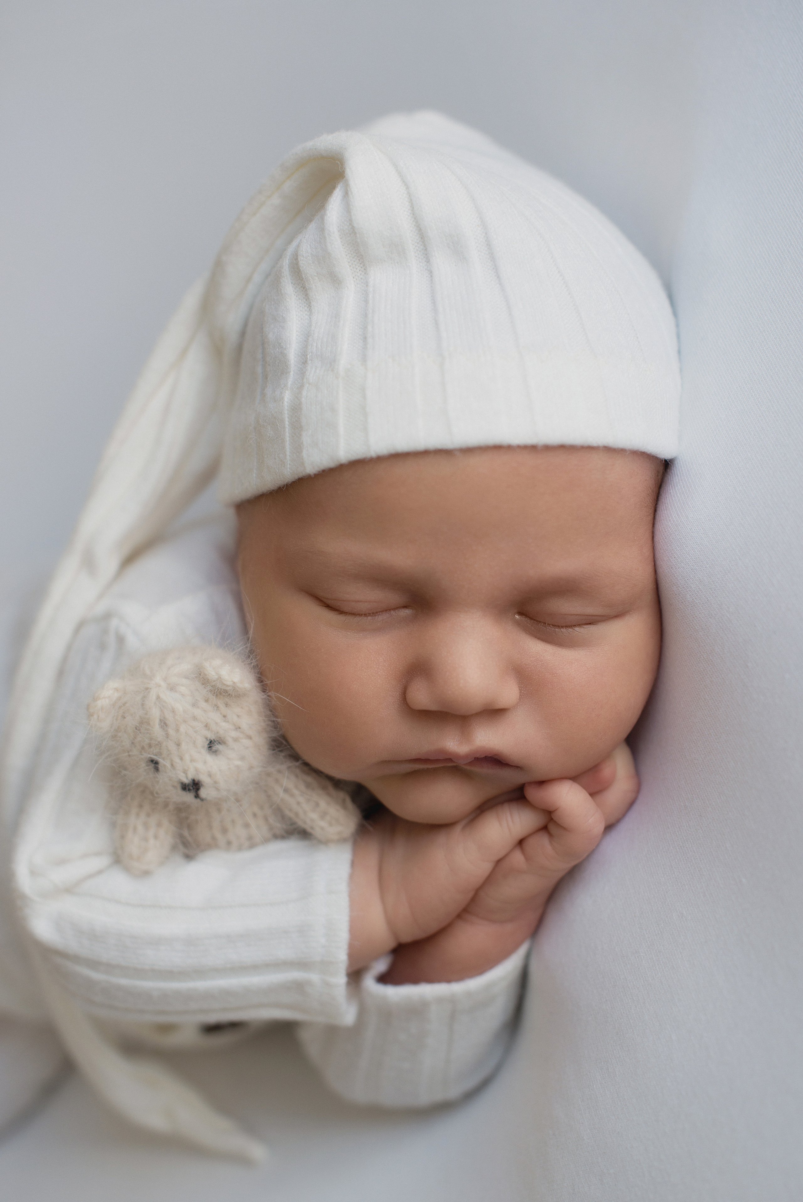 Фотосъемка новорожденного. Фотограф беременности, новорожденных и детей до года в Челябинске Волк