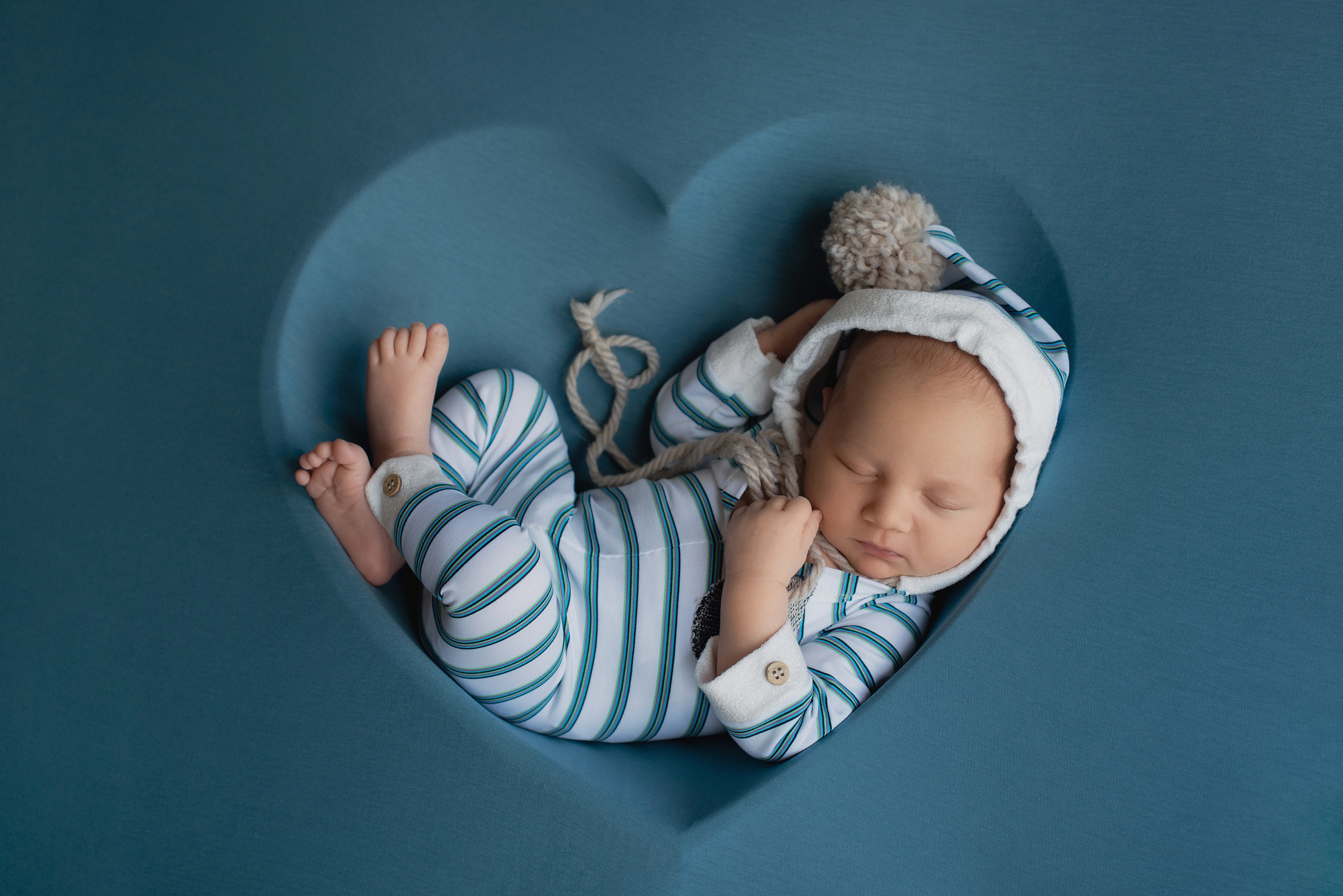 Фотосъемка новорожденного. Фотограф беременности, новорожденных и детей до года в Челябинске Волк