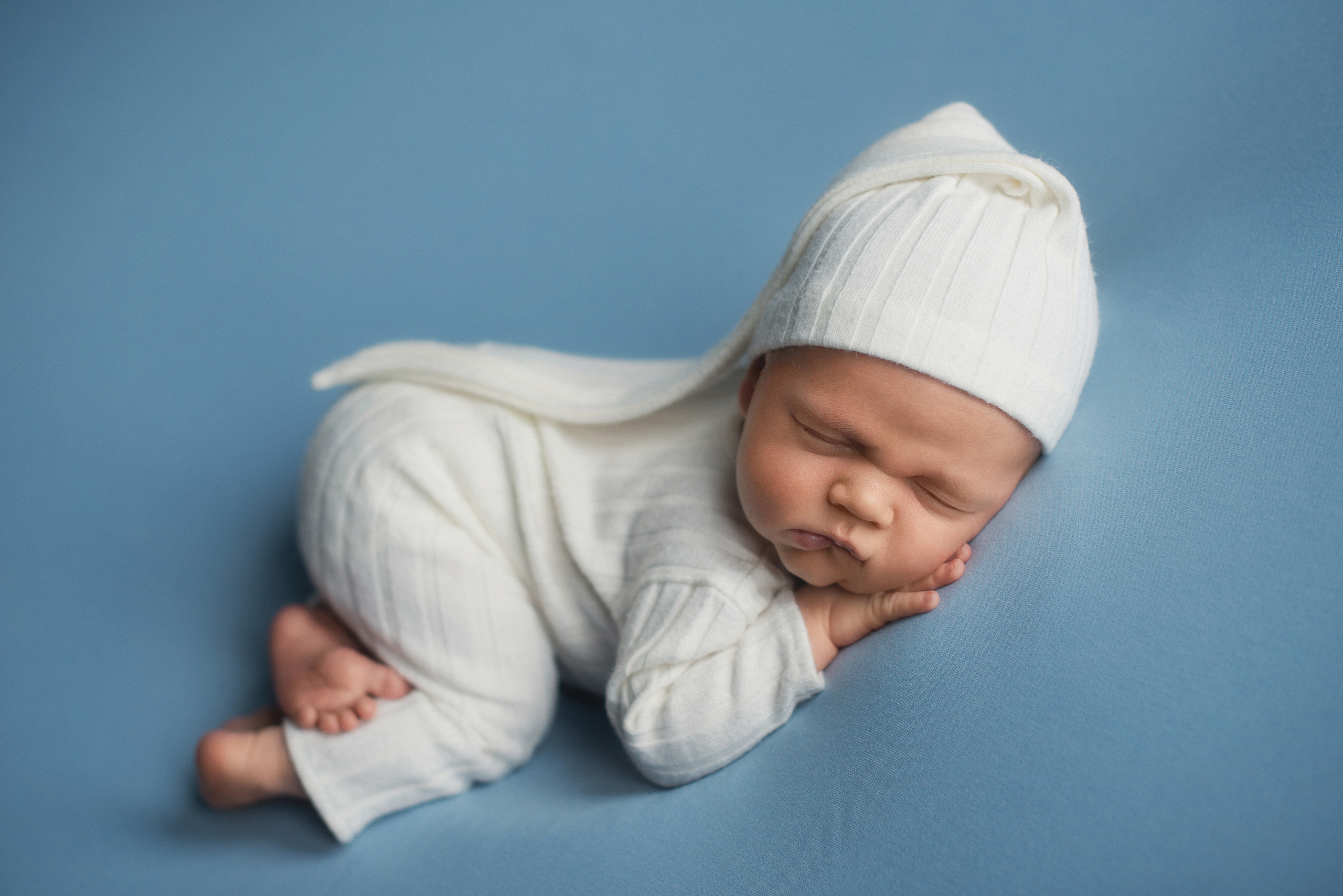 Фотосъемка новорожденного. Фотограф беременности, новорожденных и детей до года в Челябинске Волк