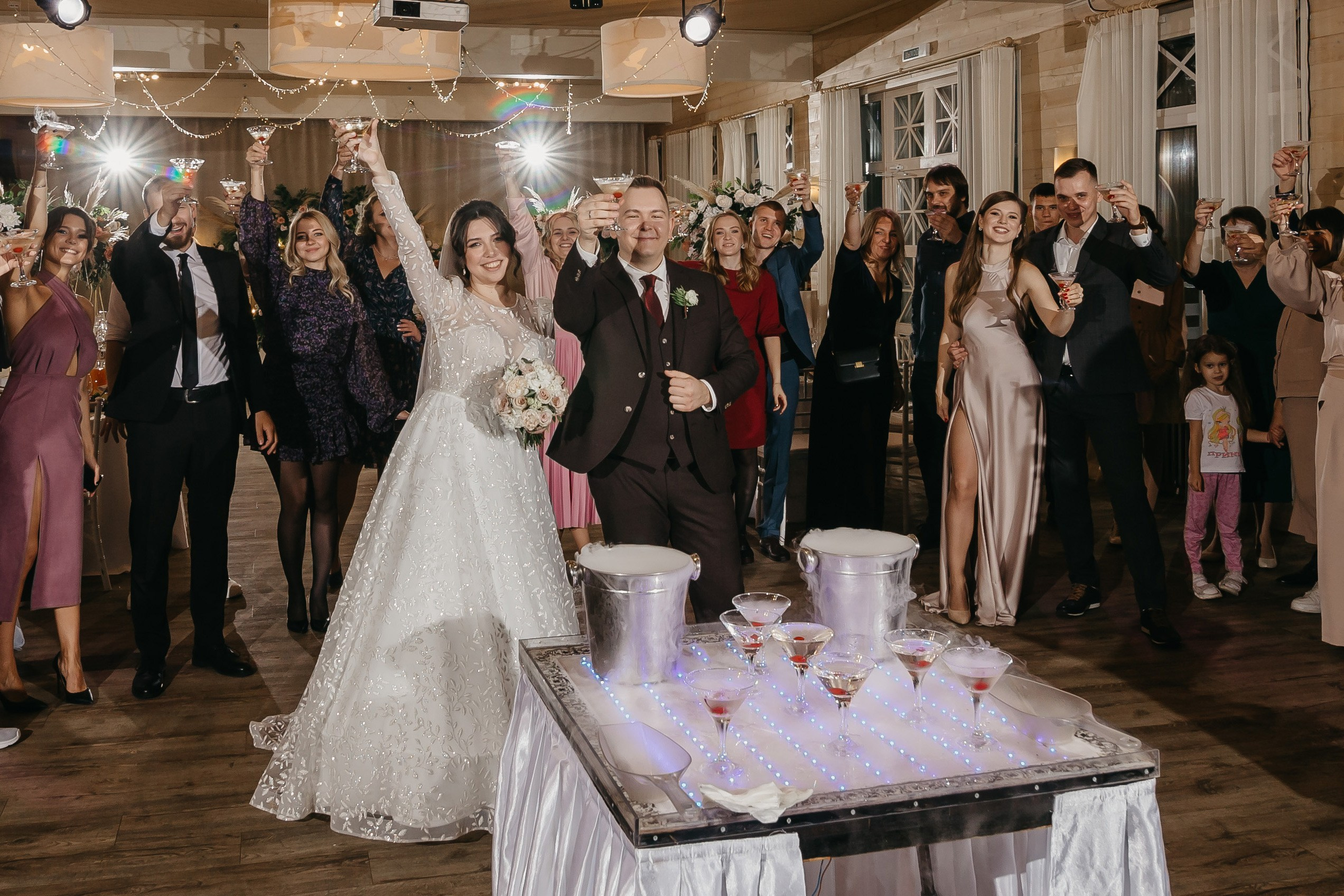 Свадебная фотосессия на природе. Свадебный фотограф в Санкт-Петербурге Игорь Бабенко