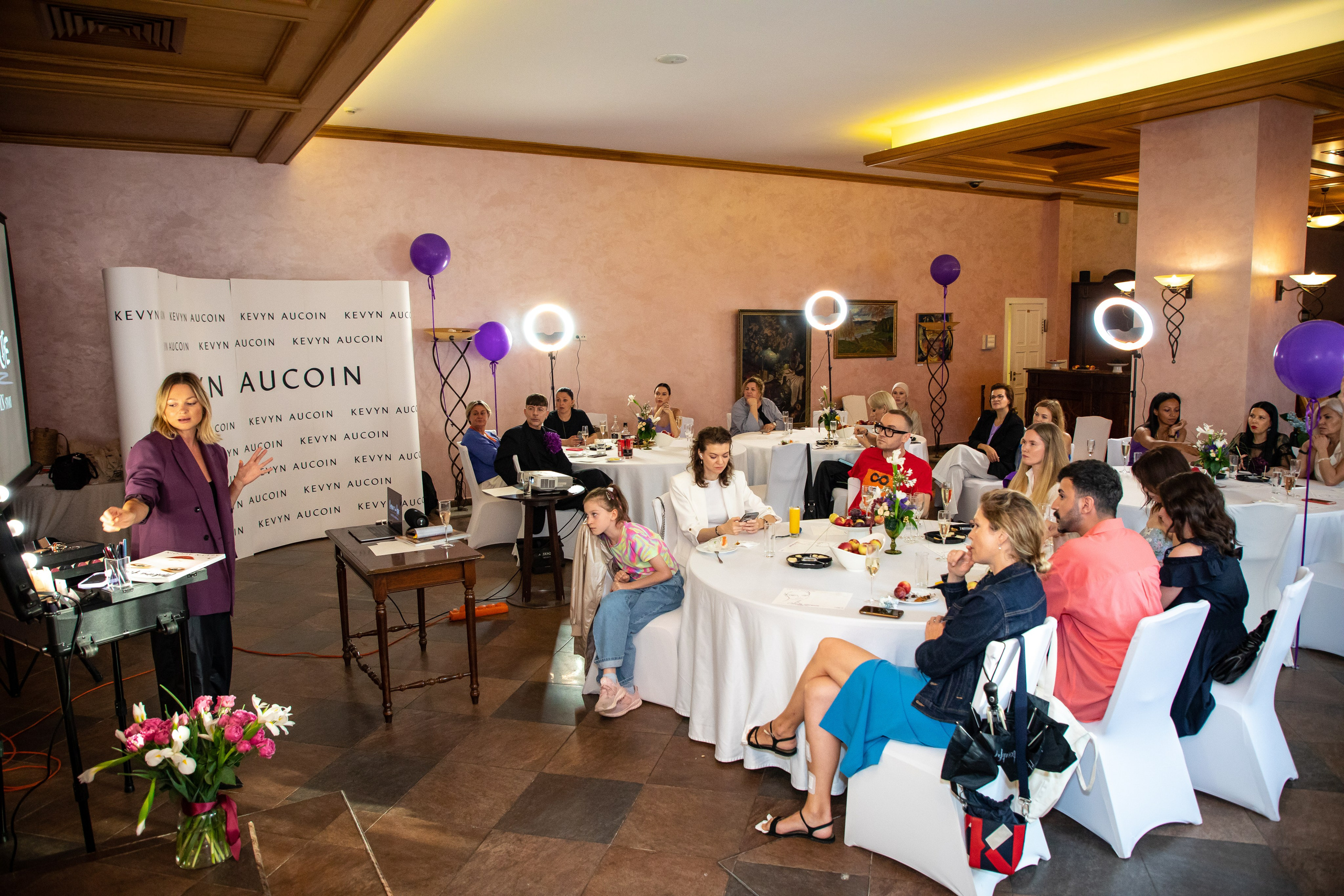 Профессиональная EVENT-съемка в Москве и Московской области. Фотостудия в Москве LUXARTPHOTO