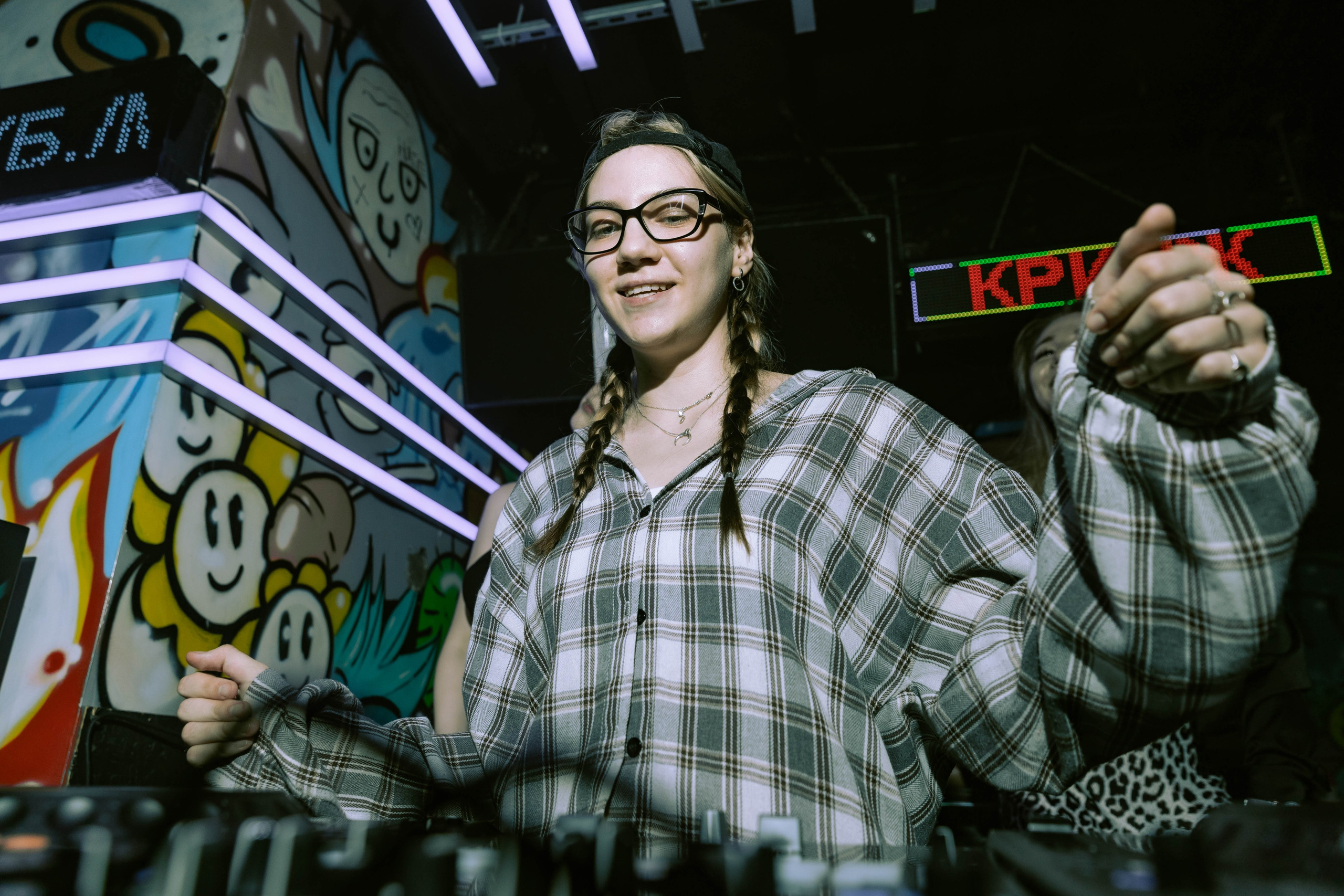 Mishka-bar 3. _Carpe diem_