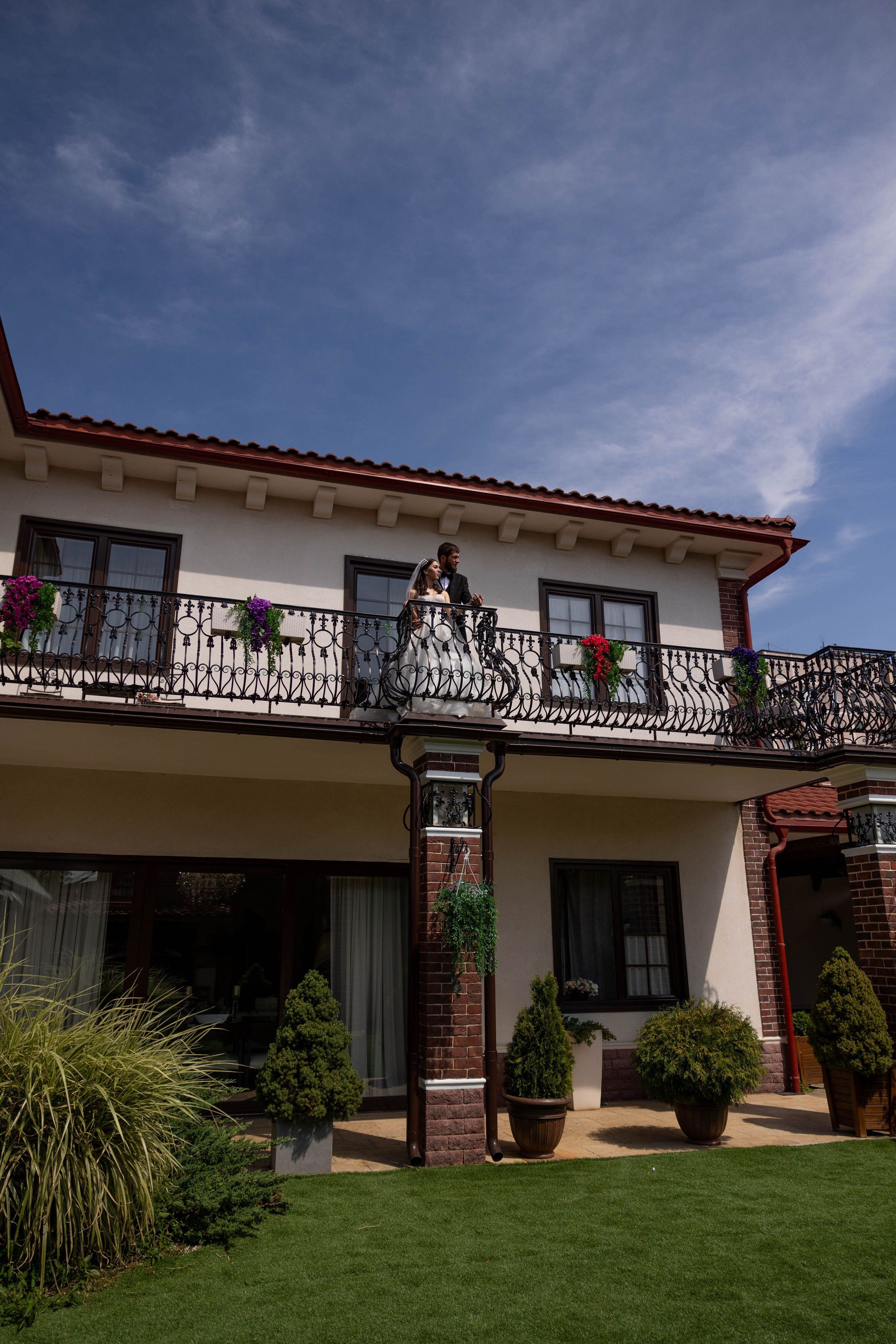 Милана и. Видеосьемка, фотосьемка свадеб, юбилеев, утренников в Краснодарском кр