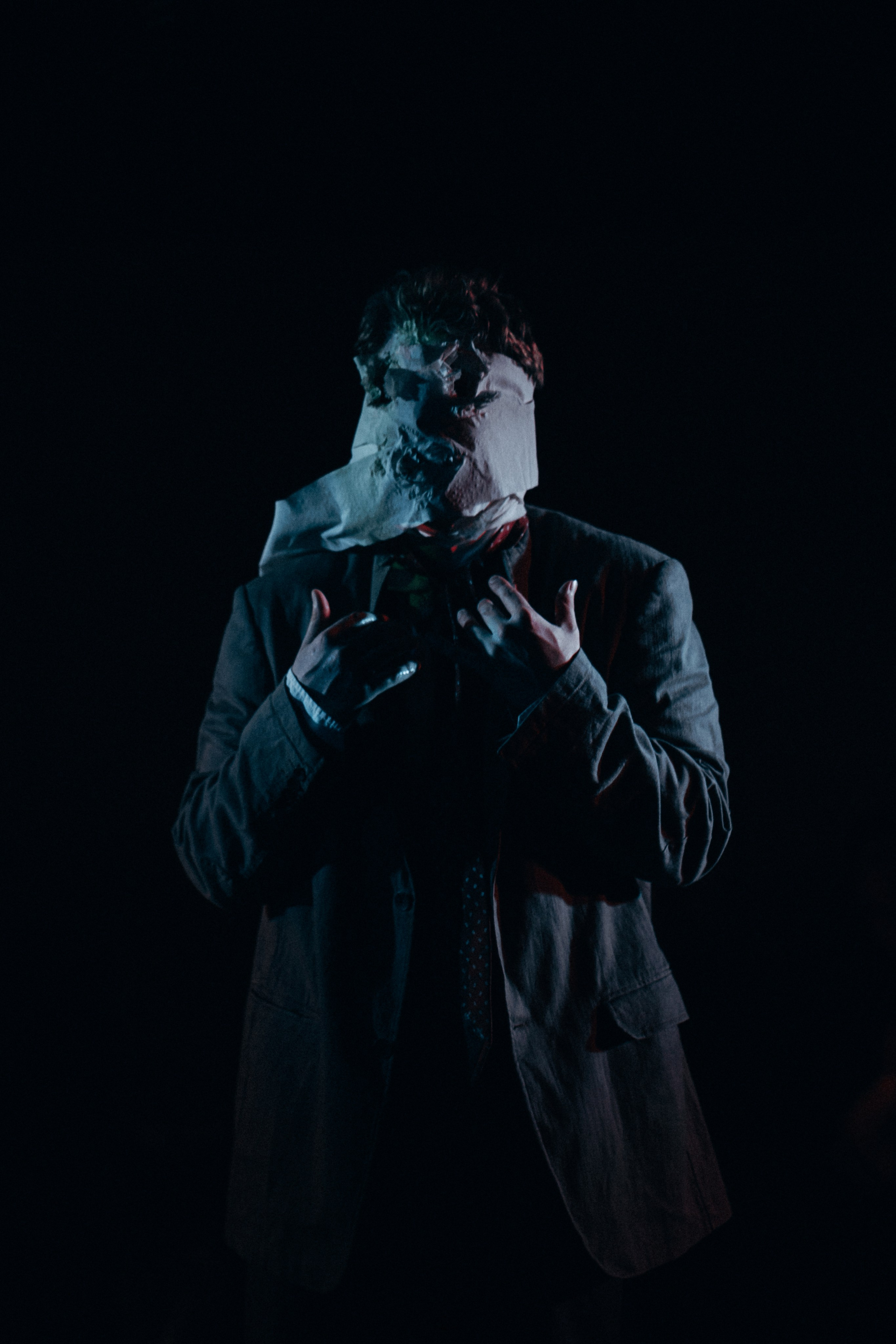 «Продаются детские ботиночки, неношенные». Профессиональный фотограф в Санкт-Петербурге Александр Волосенцев