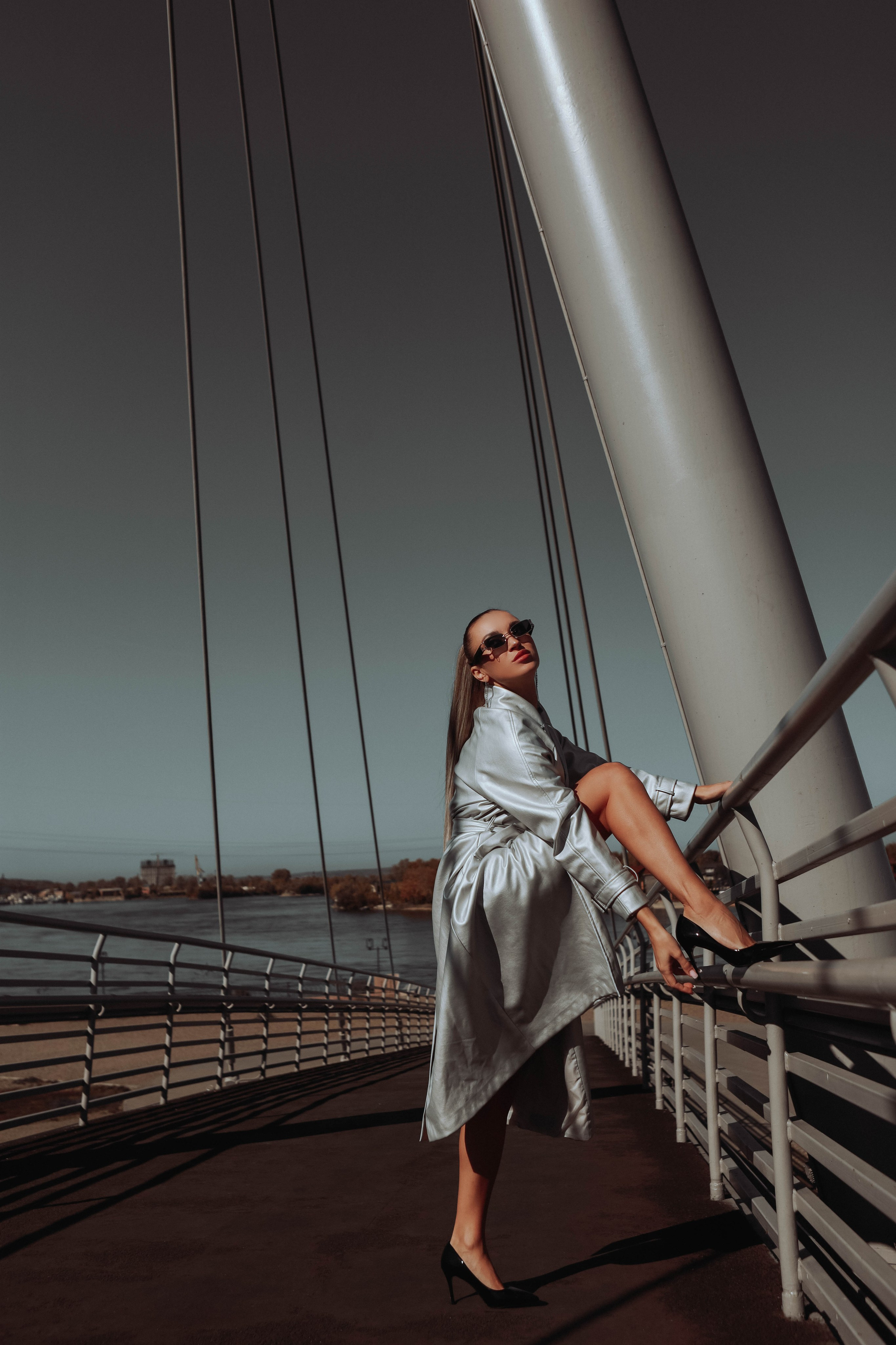 Кристина на мосту. Фотограф в Иркутске