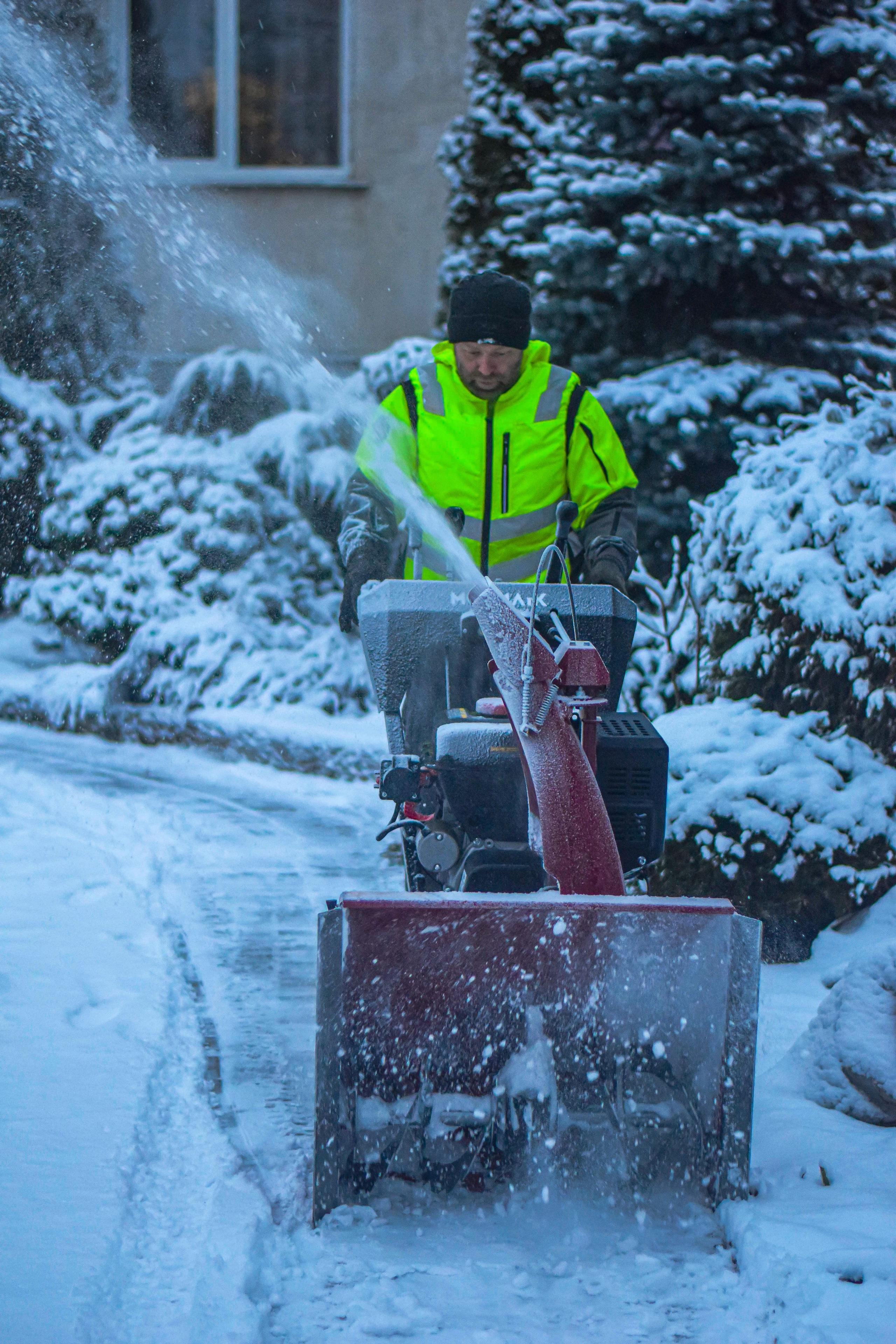 Снегоуборщик. Аrbori Culturist