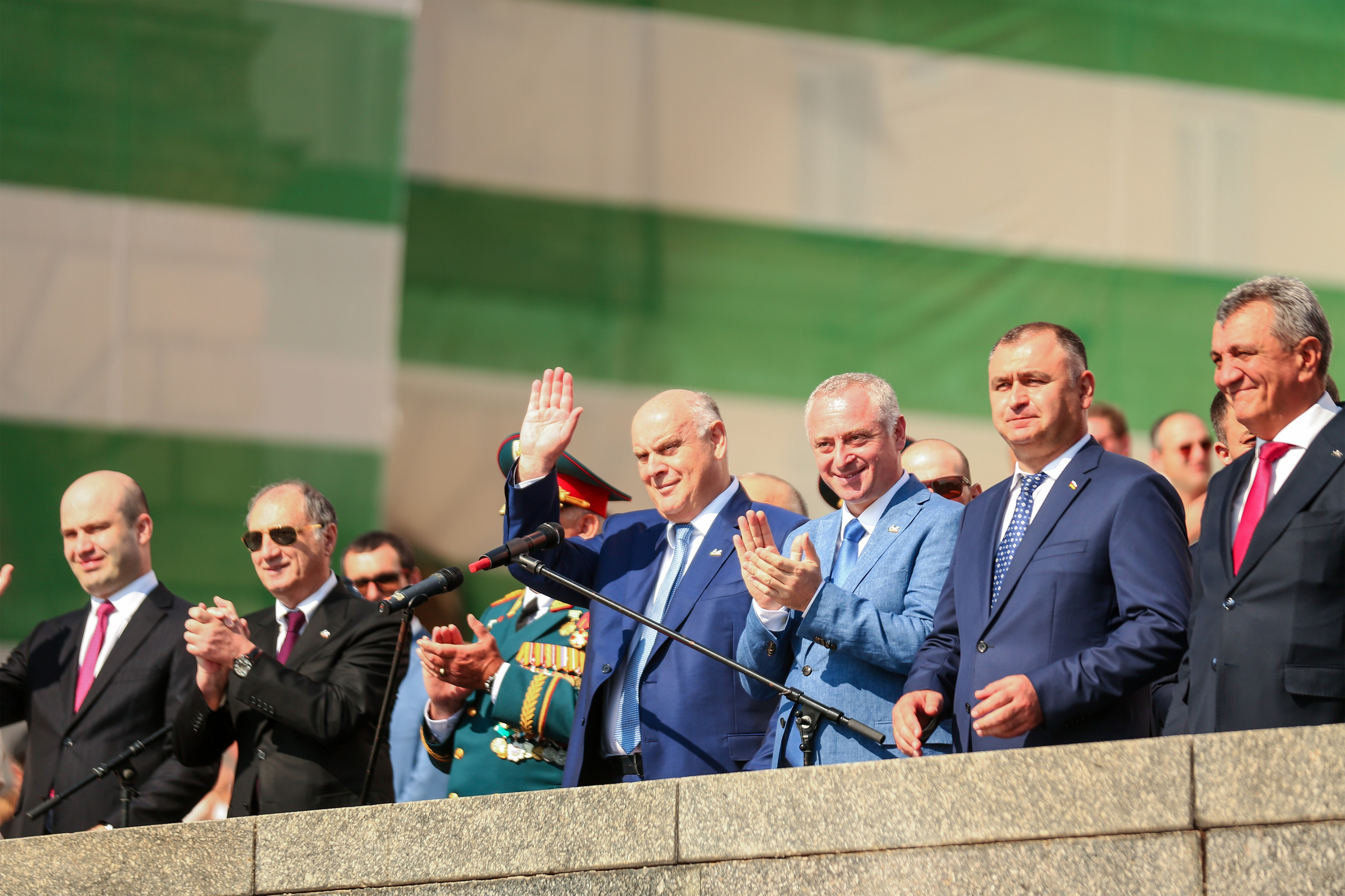 30-летие Дня Победы и Независимости Абхазии. Свадебный и семейный фотограф в Абхазии Эля Цишба