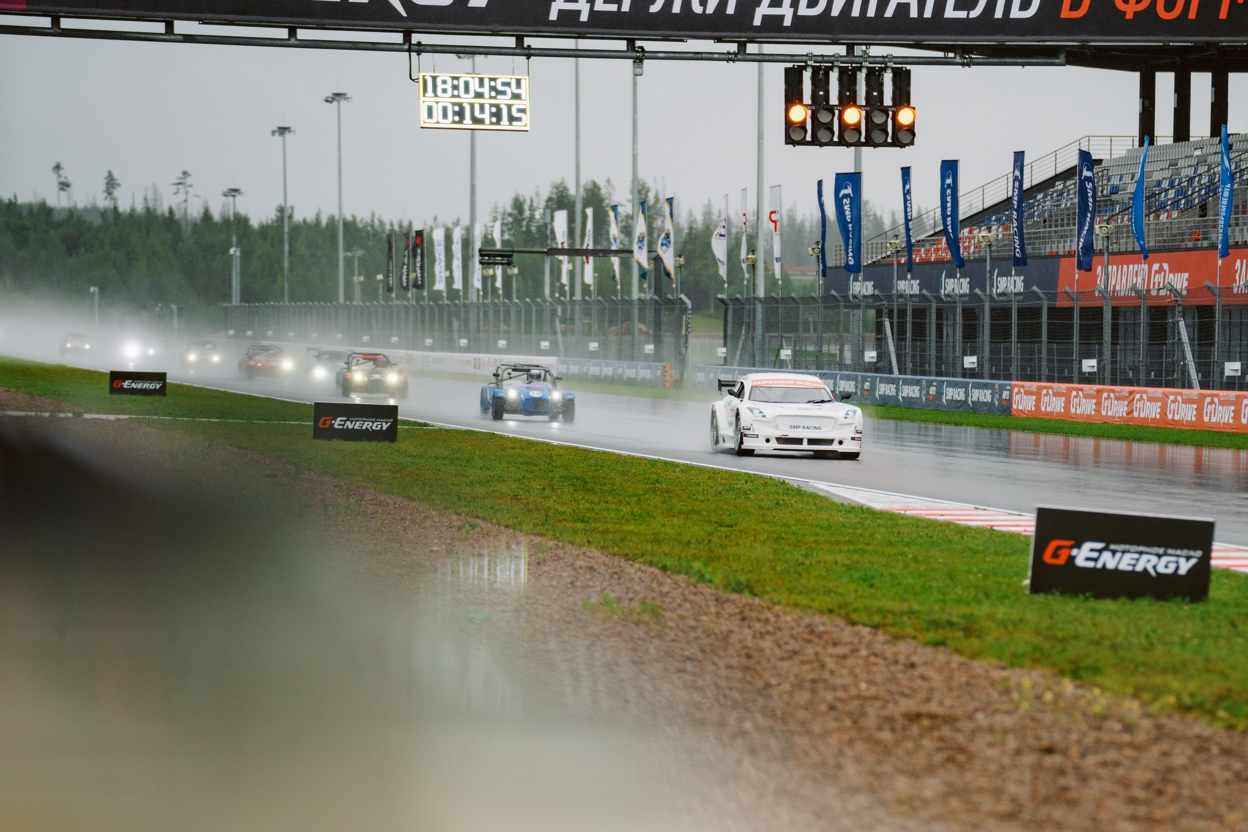 Гонки в Игора Драйв. Night2Day Санкт-Петербург