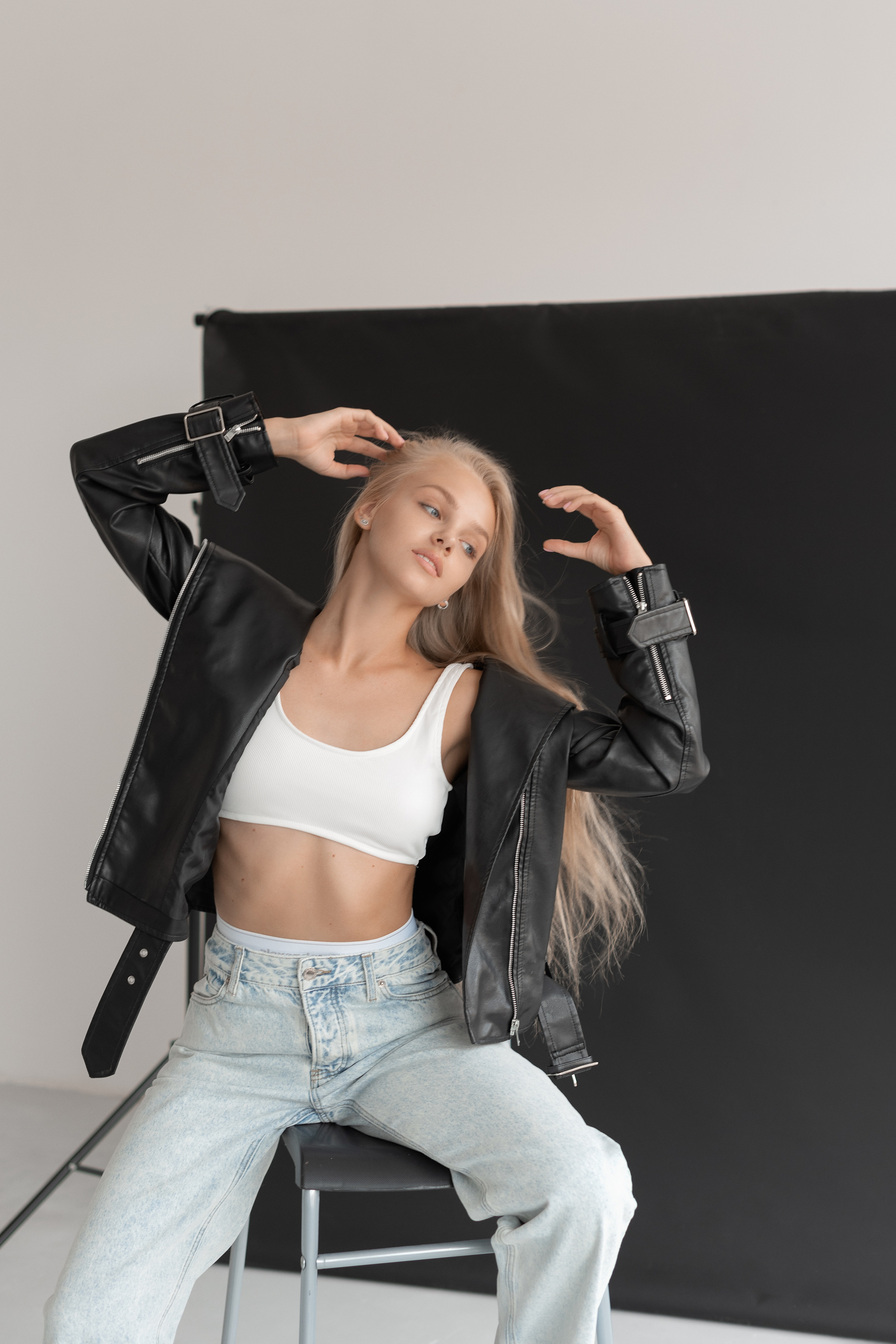 Моника. Главная