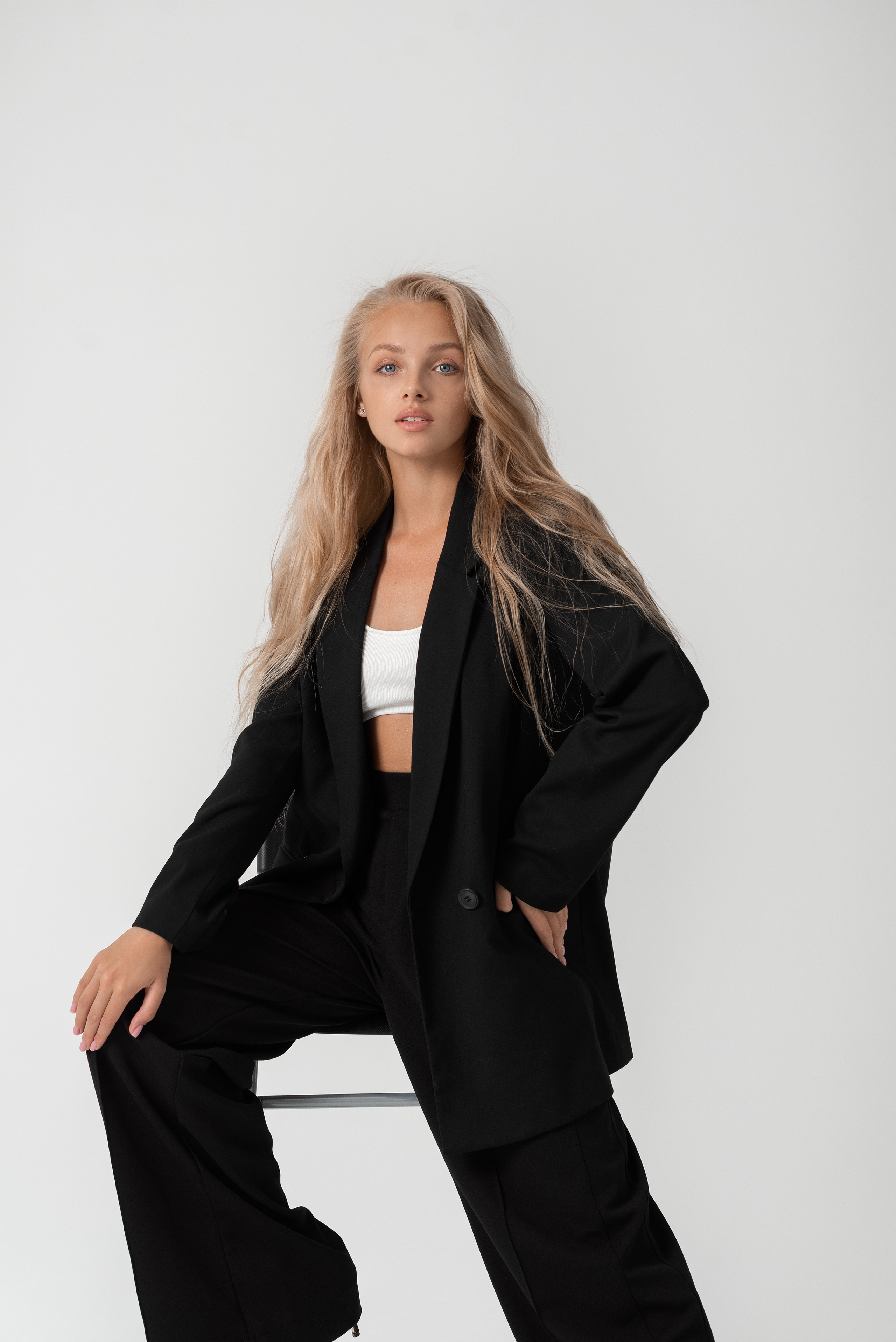 Моника. Главная