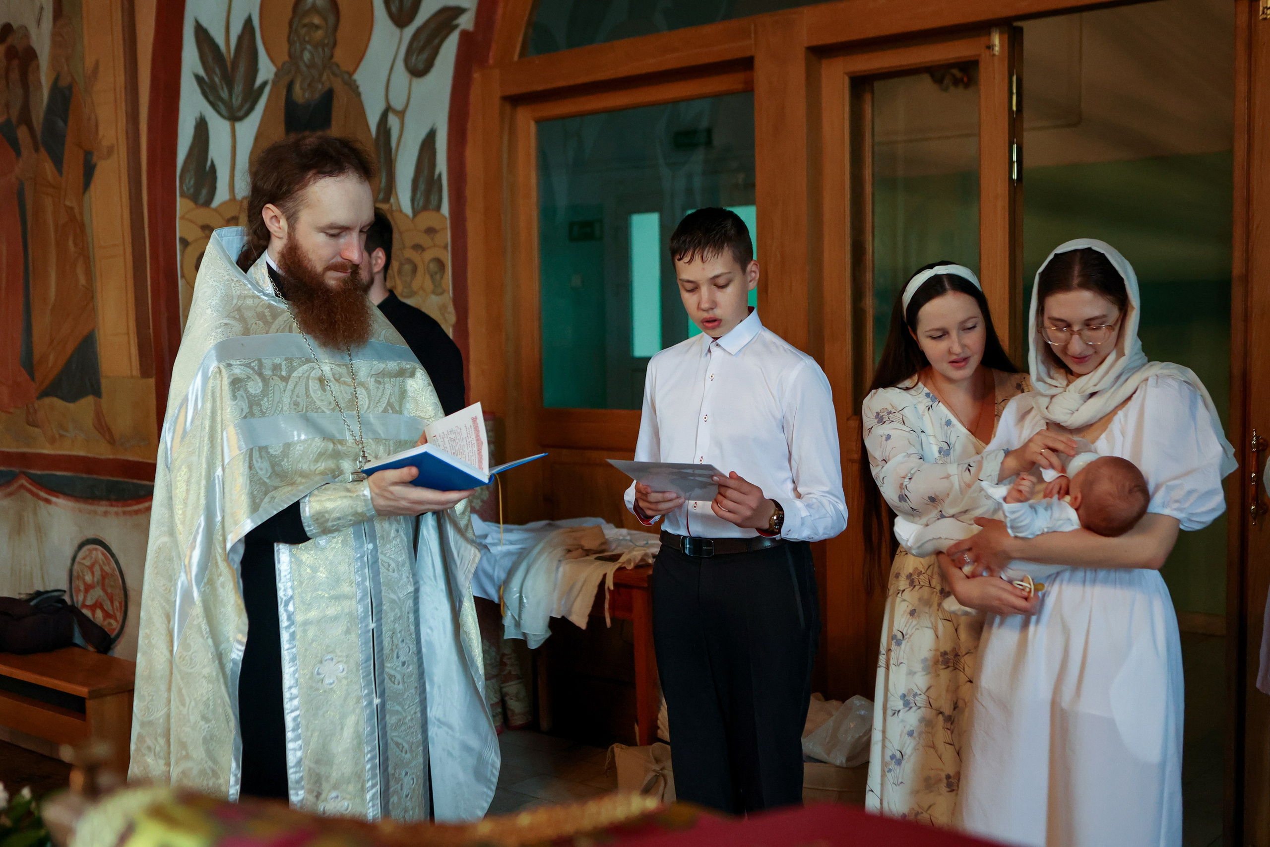 Крещение, Свято-Троицкая Сергиева Лавра. Фотограф новорожденных. Детский и семейный фотограф Марьяна Юдина