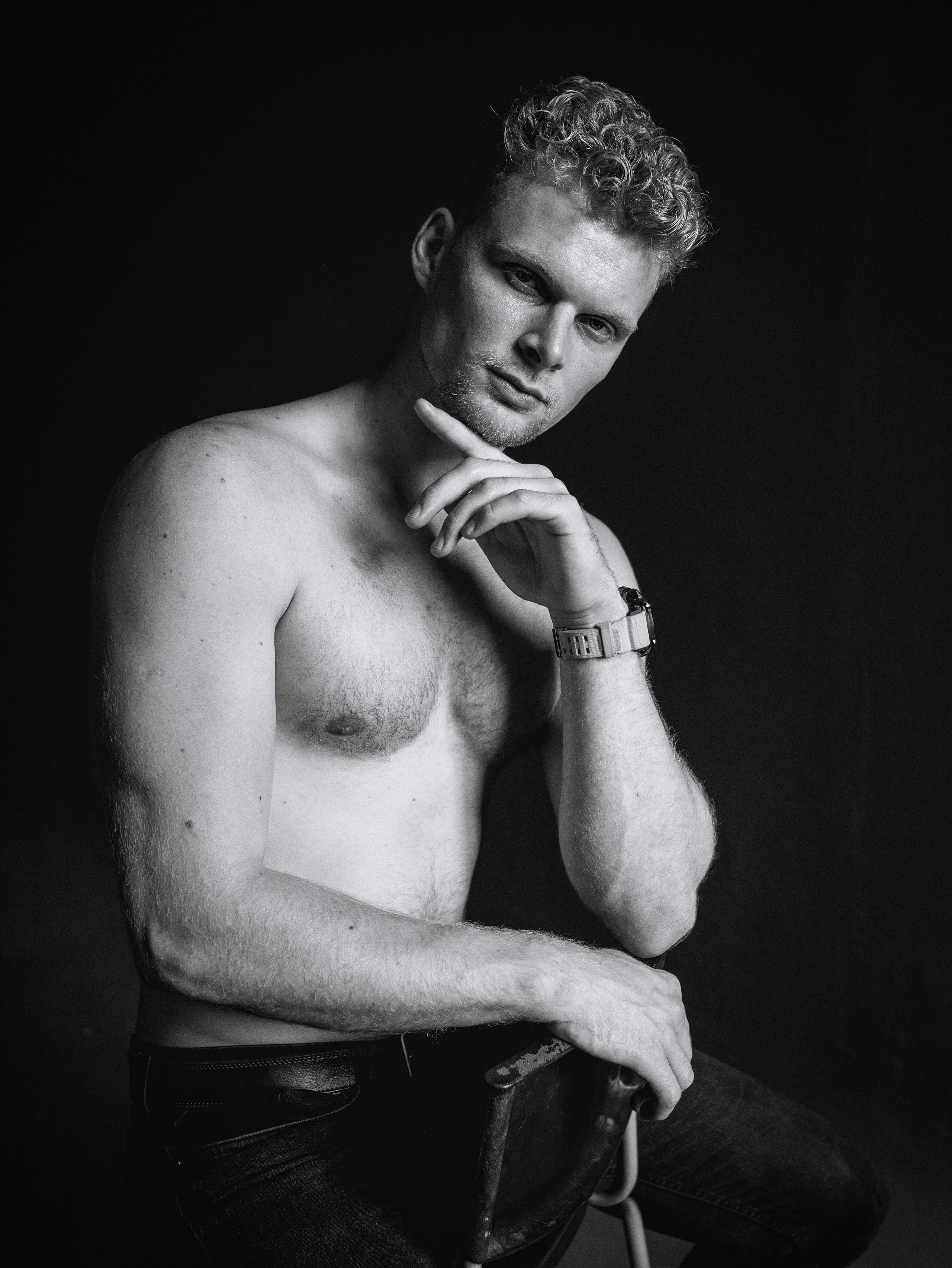 Никита. Фотосессия в Спб в студии, фотограф Панютина Марина