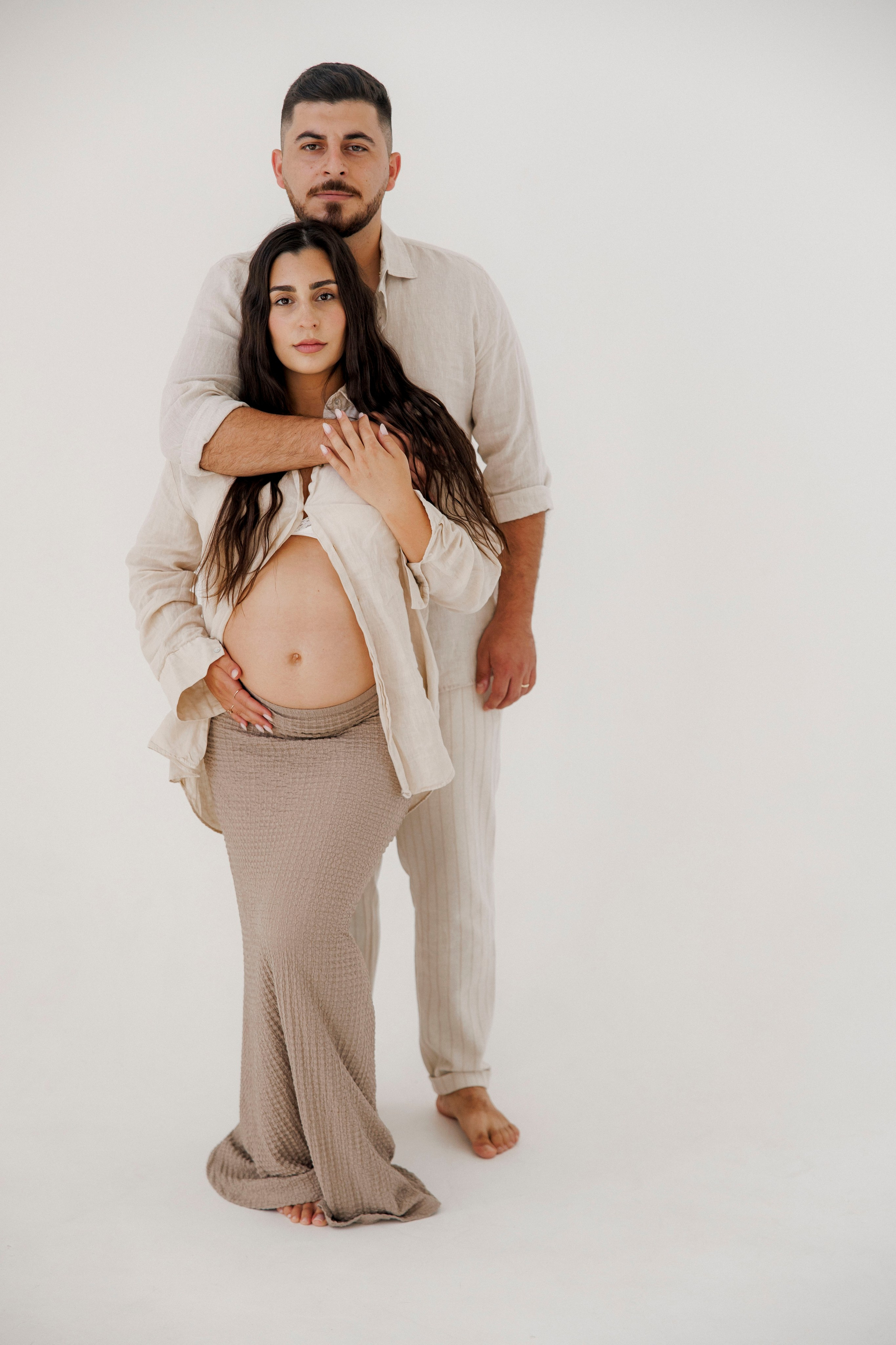 Pregnancy photoshoot inside the Grey Studio. Главная