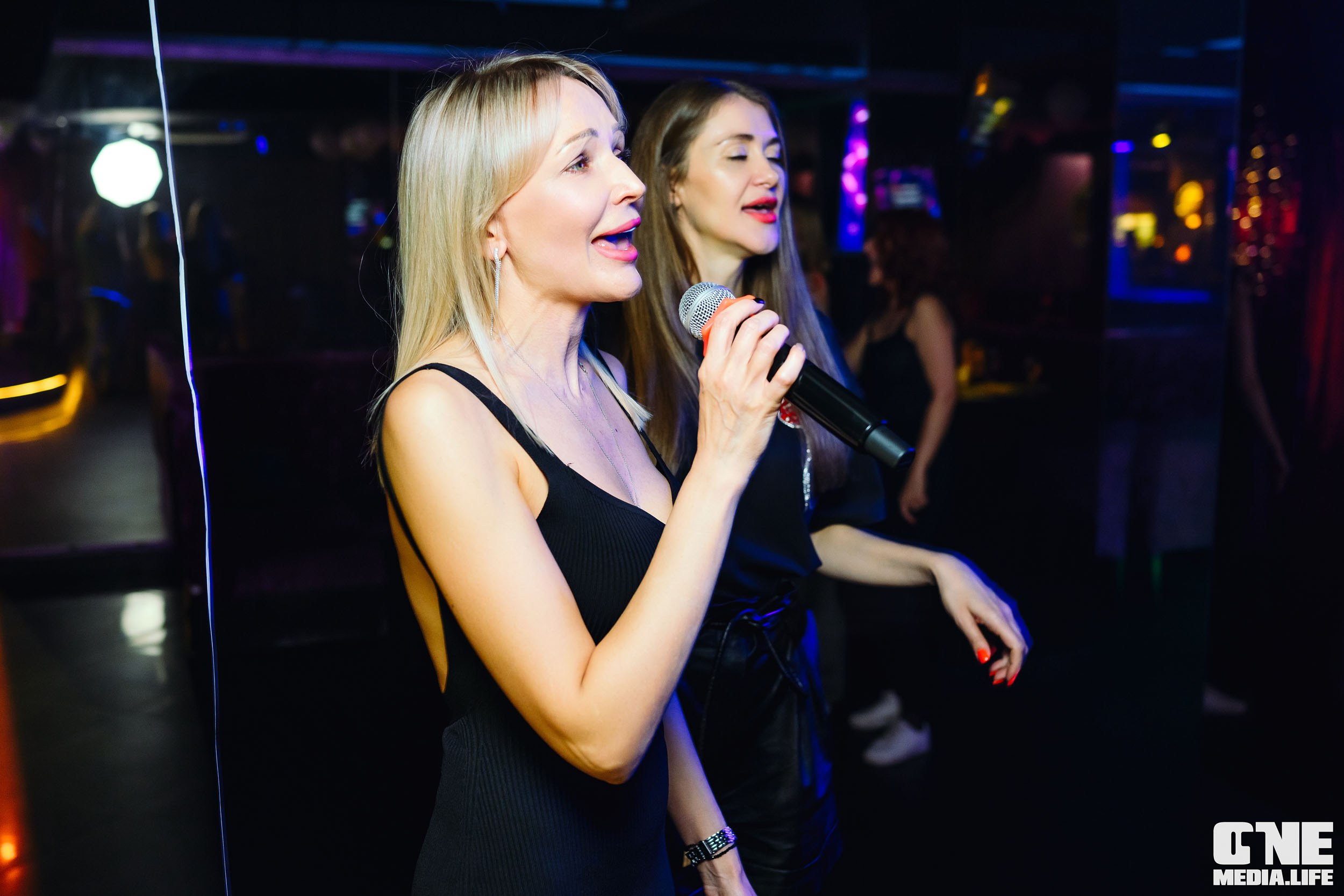 Фоторепортаж из караоке-клуба Эйфория. One Media Life: фоторепортажи, фотоотчеты с мероприятий и заведений