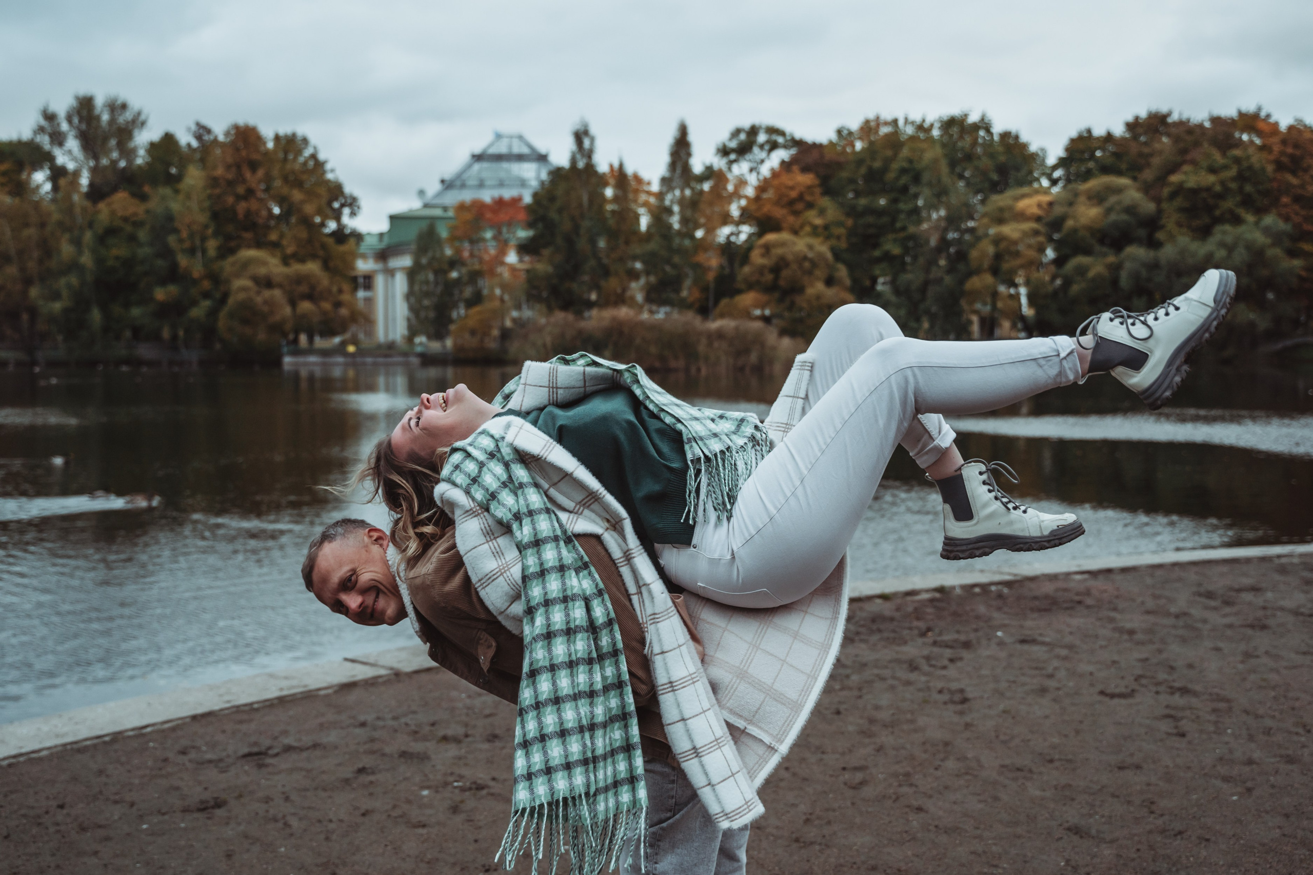 Лав стори фотограф Санкт-Петербург. Свадебный, семейный, портретный, репортажный фотограф в Санкт-Петербурге