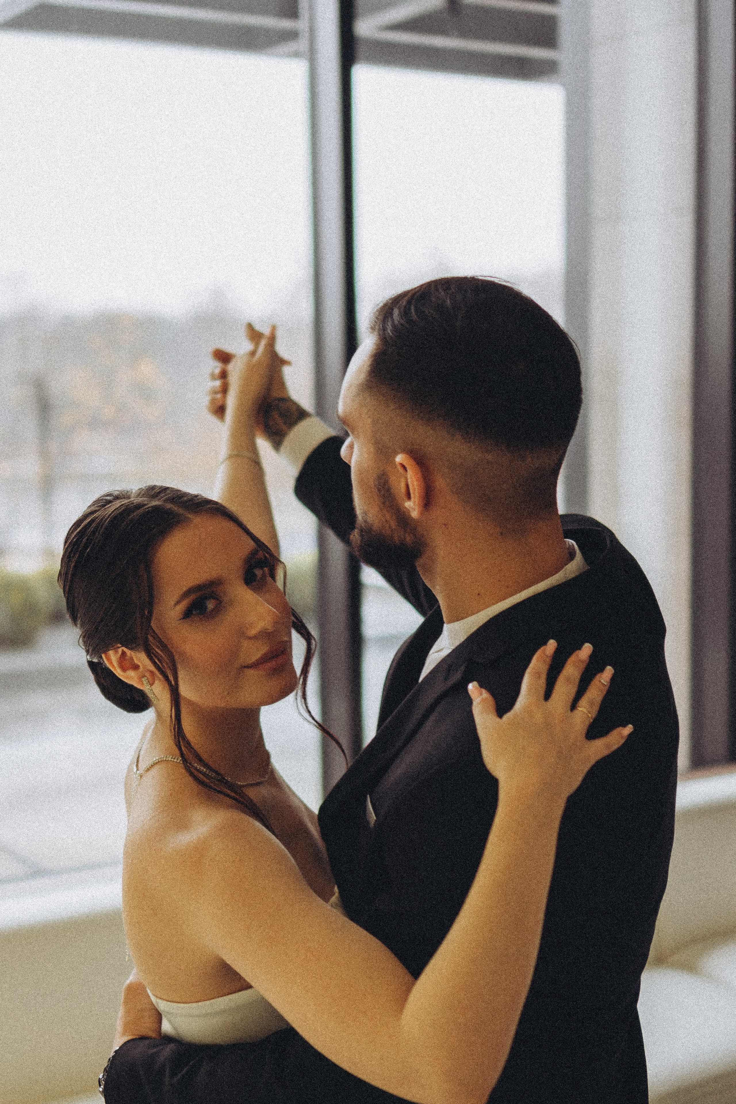 СВАДЕБНАЯ СЬЕМКА СБОРОВ ЖЕНИХА И НЕВЕСТЫ В ОТЕЛЕ И ТАКЖЕ ФОТОСЕССИИЯ В ОТЕЛЕЕ МЕГАПОЛИС БРЯНСК. Профессиональный фотограф, Санкт-Петербург — Виктория Богомолова