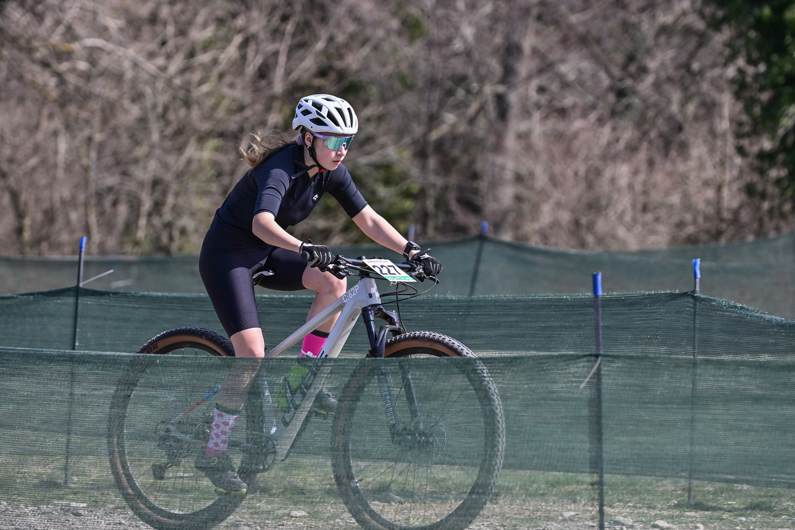 Маунтинбайк, кросс-кантри в Архипо-Осиповке 16 марта 2025. Спортивный фотограф, фотожурналист Павел Ларькин