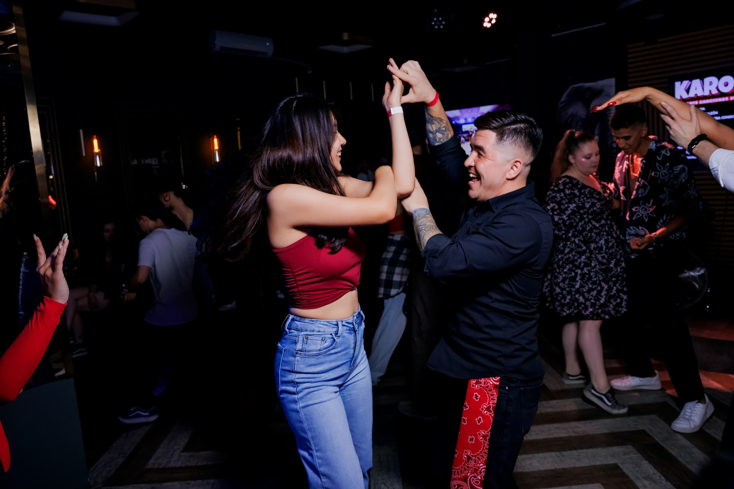 Bachata party by One Flick. Репортажный фотограф в Алматы Каюпов Сержан