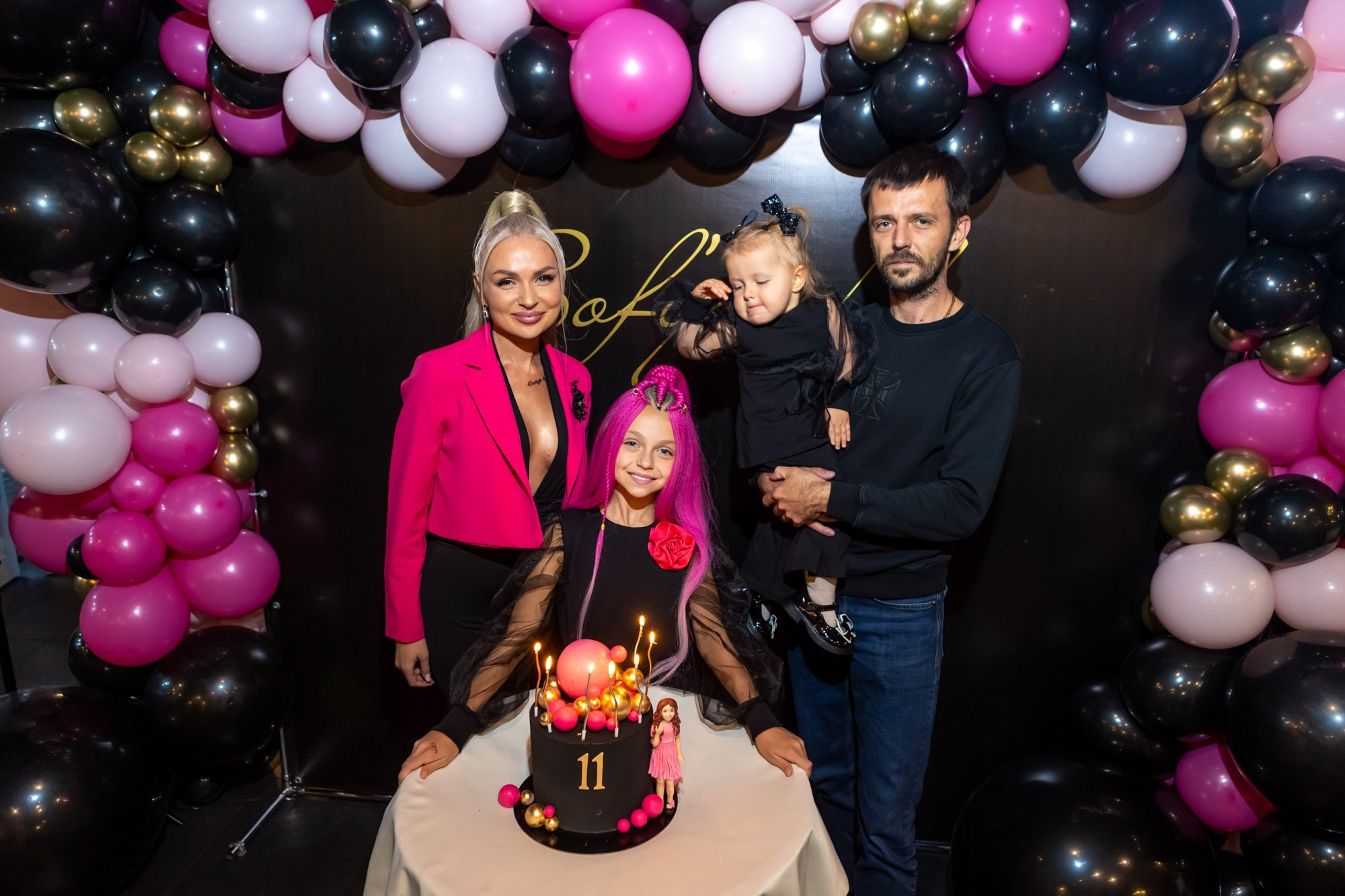 День Рождения в ресторане Космос. Фотограф в Оренбурге. Профессиональный фотограф