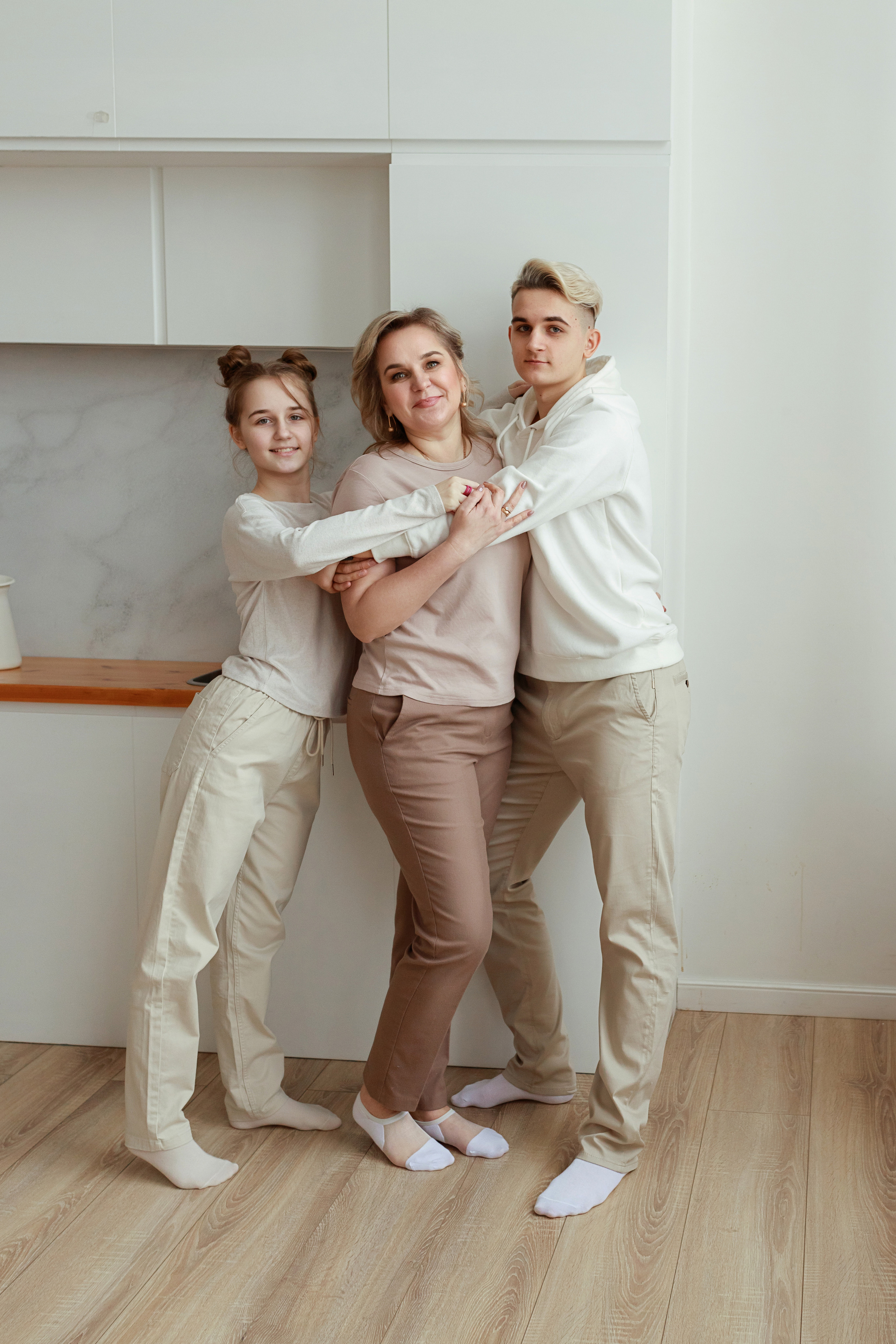 Ирина с семьей. Фотограф Виктория Плотницкая