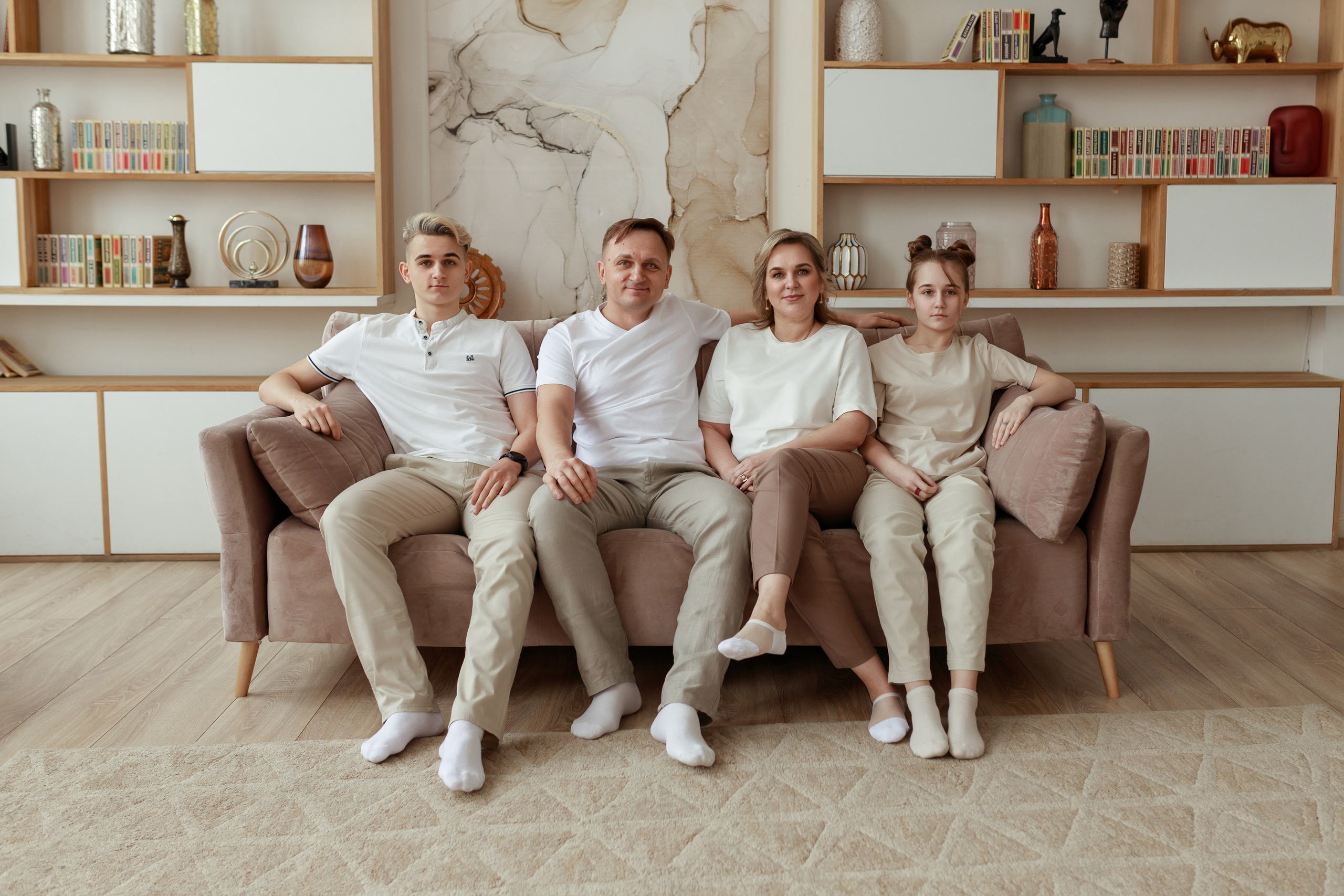 Ирина с семьей. Фотограф Виктория Плотницкая