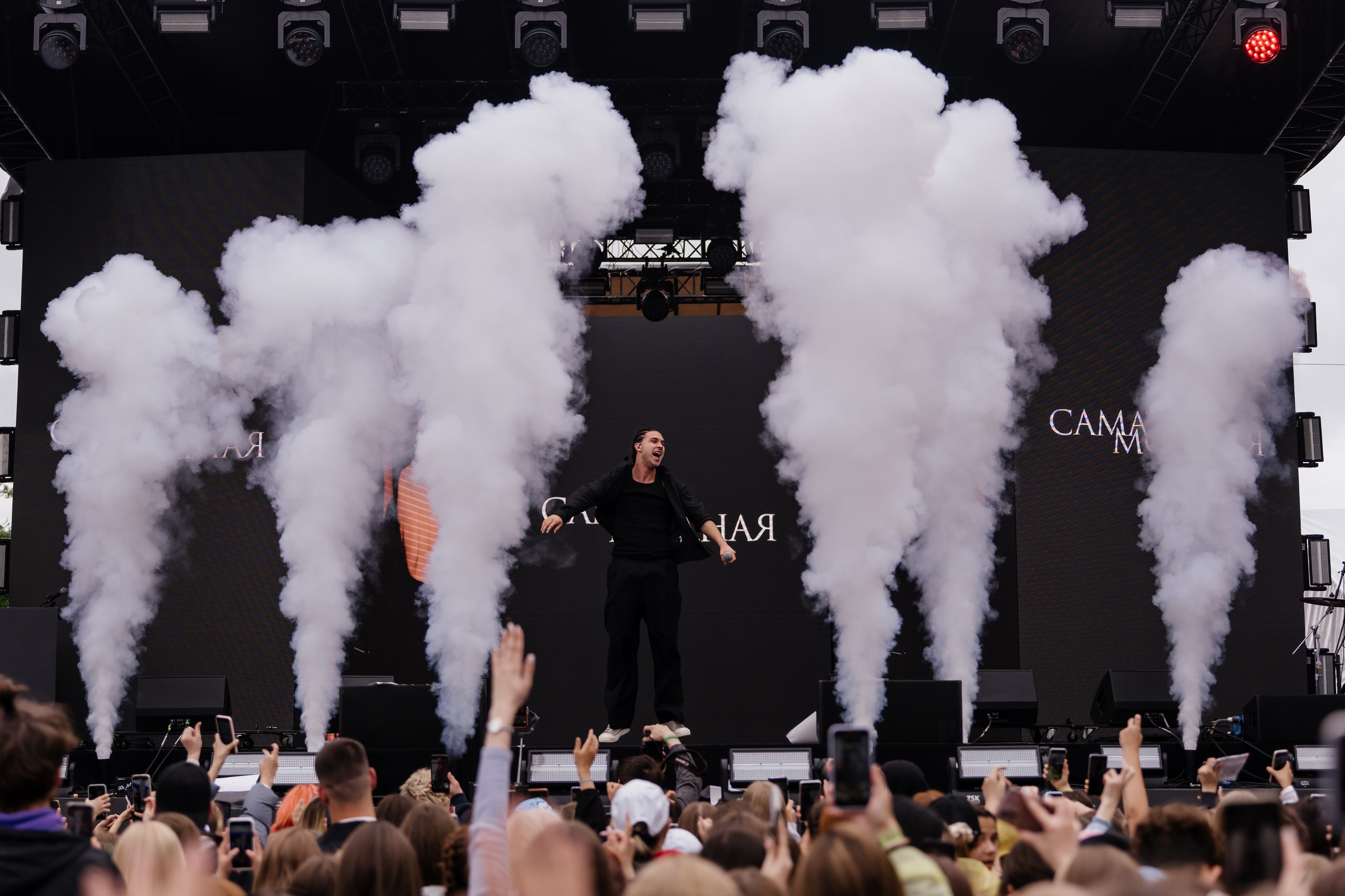 VK FEST Инфлюенсеры. Андрей Сухинин репортажный свадебный фотограф Санкт-Петербург