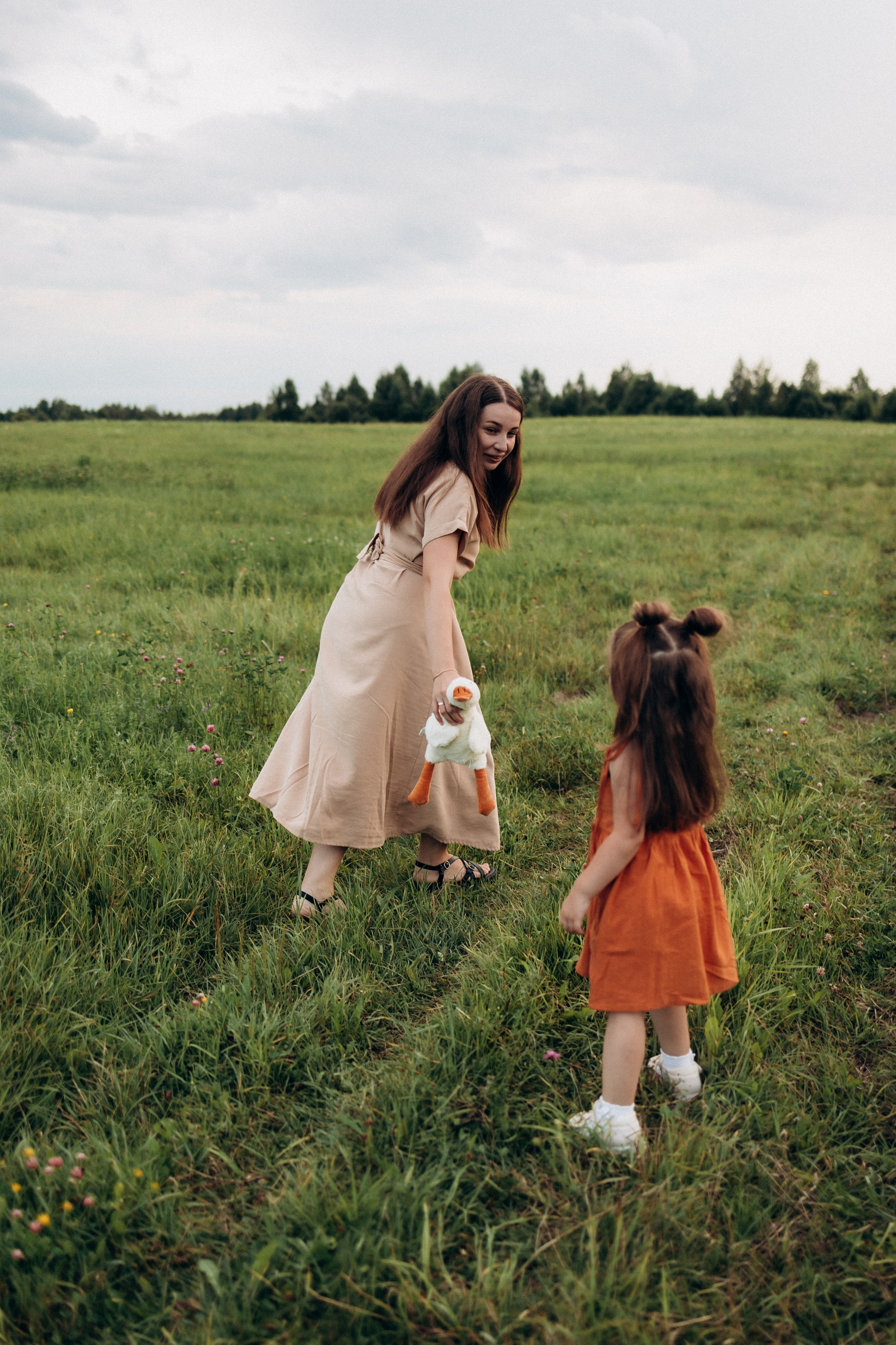 Катя и малышка Аня. Фотограф Елена Рябцева
