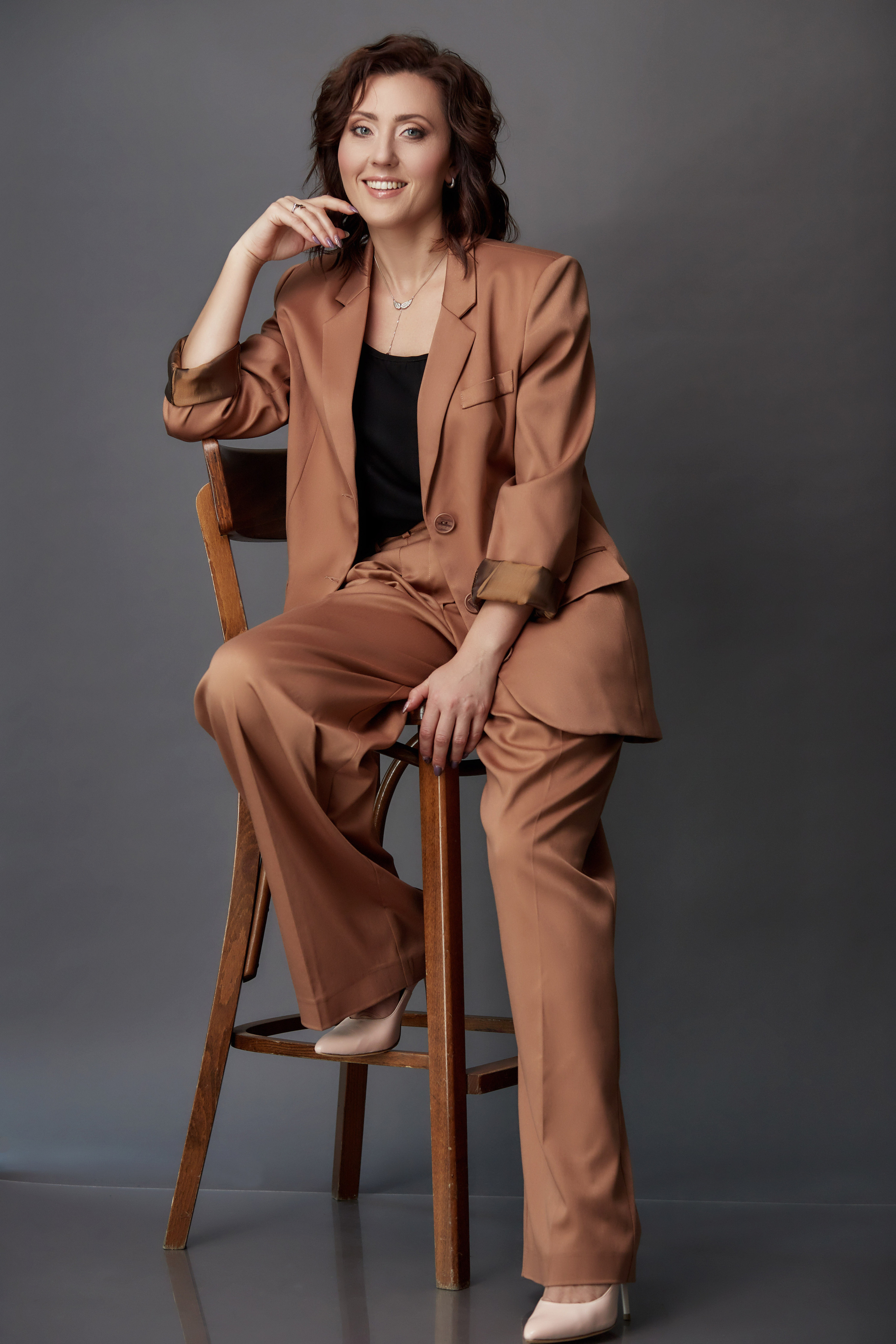 Бизнес-портрет. Продающий контент для маркетплейсов и e-commerce «под ключ»