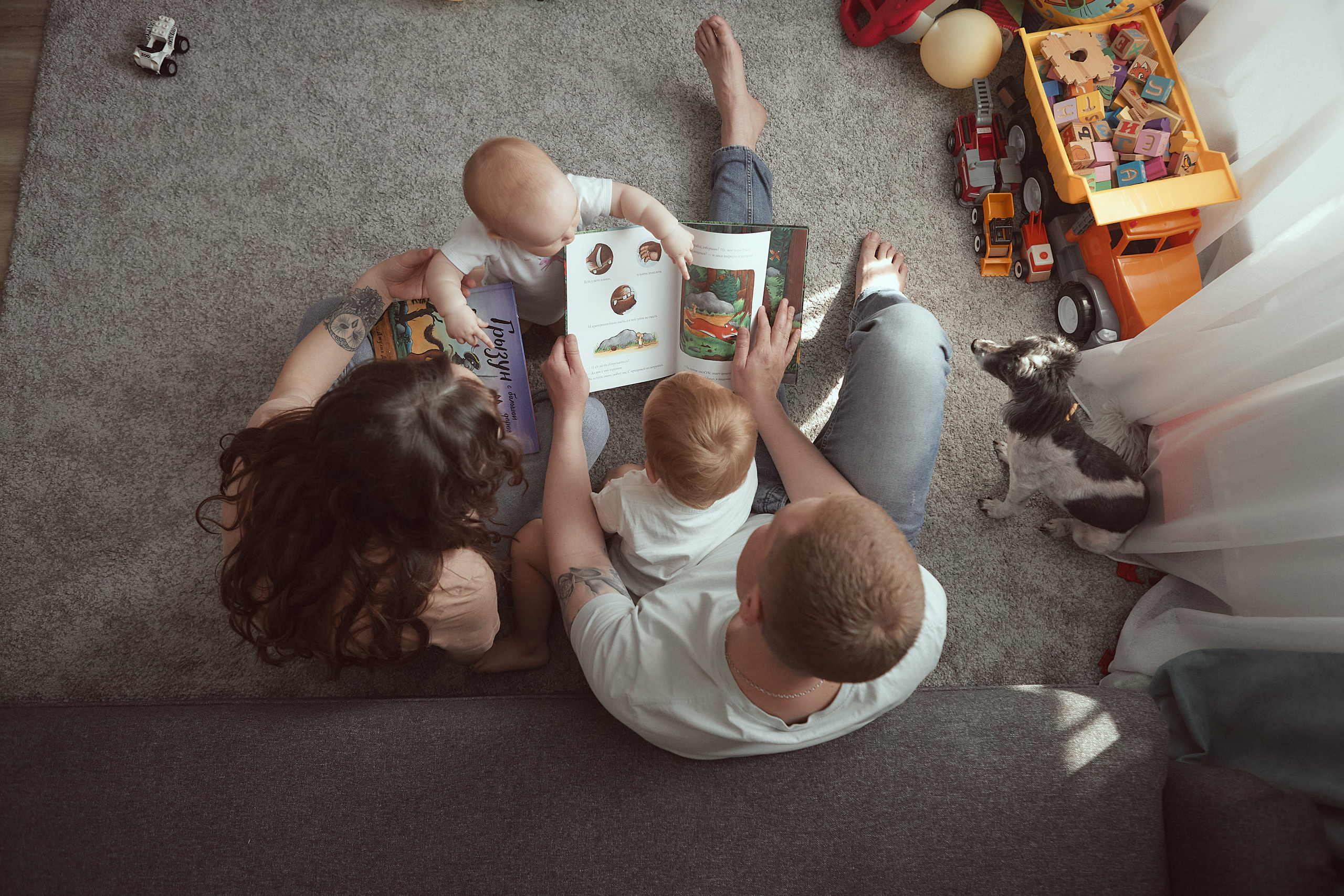 Семейные истории. Продающий контент для маркетплейсов и e-commerce «под ключ»