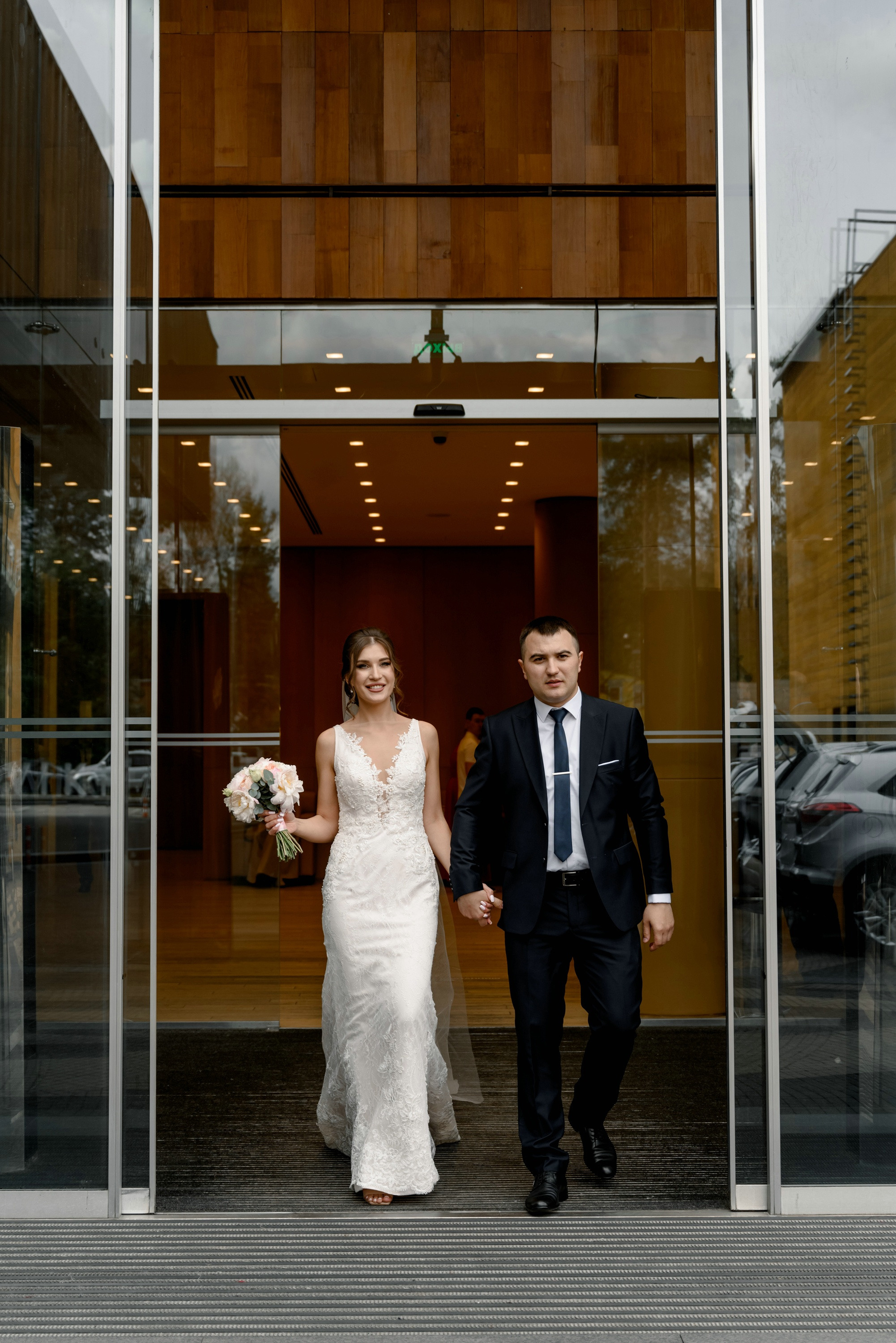 Свадебные фото в Москва Сити и роспись в ЗАГСе Барвиха. Свадебный и семейный фотограф в Москве Светлана Зоткина