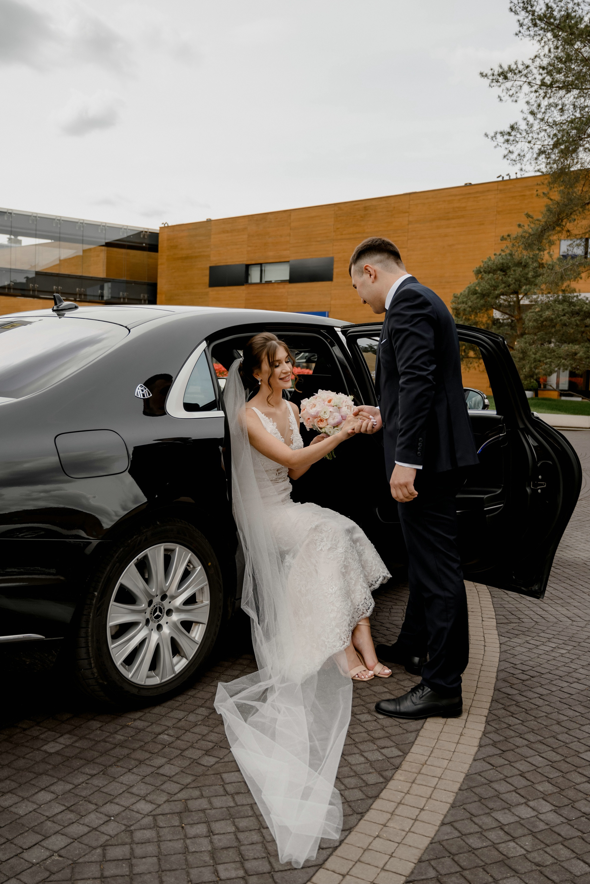 Свадебные фото в Москва Сити и роспись в ЗАГСе Барвиха. Свадебный и семейный фотограф в Москве Светлана Зоткина