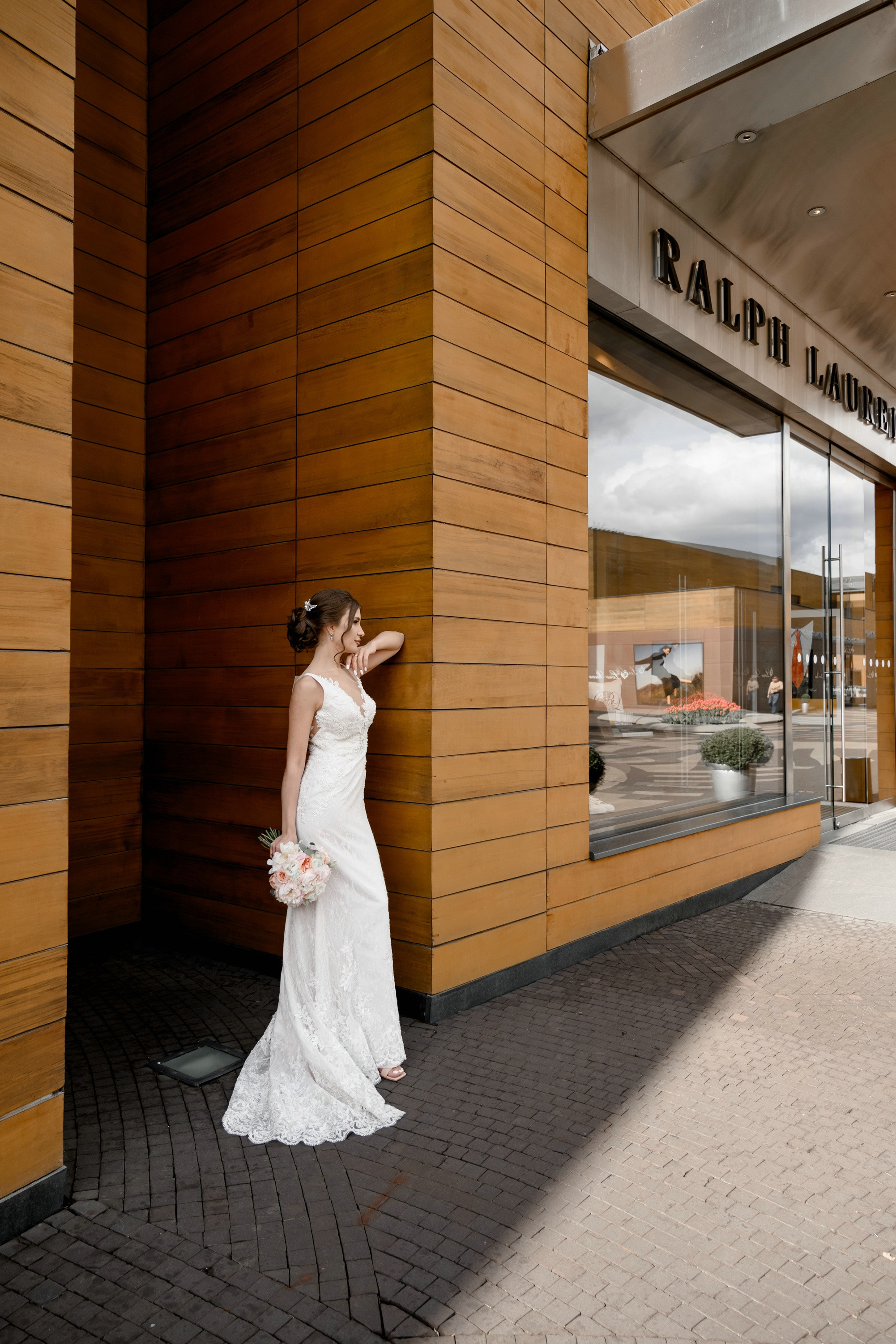 Свадебные фото в Москва Сити и роспись в ЗАГСе Барвиха. Свадебный и семейный фотограф в Москве Светлана Зоткина