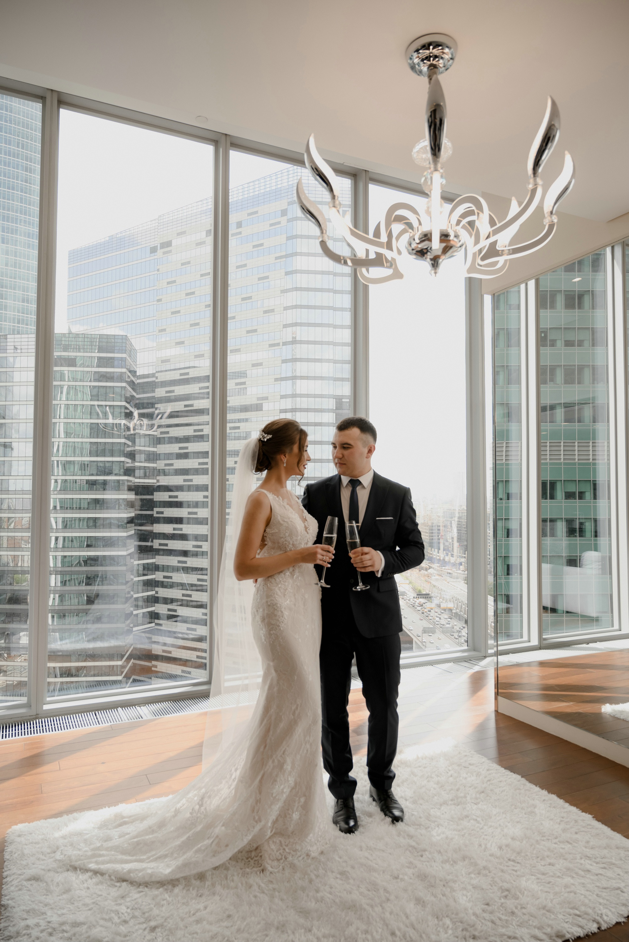 Свадебные фото в Москва Сити и роспись в ЗАГСе Барвиха. Свадебный и семейный фотограф в Москве Светлана Зоткина