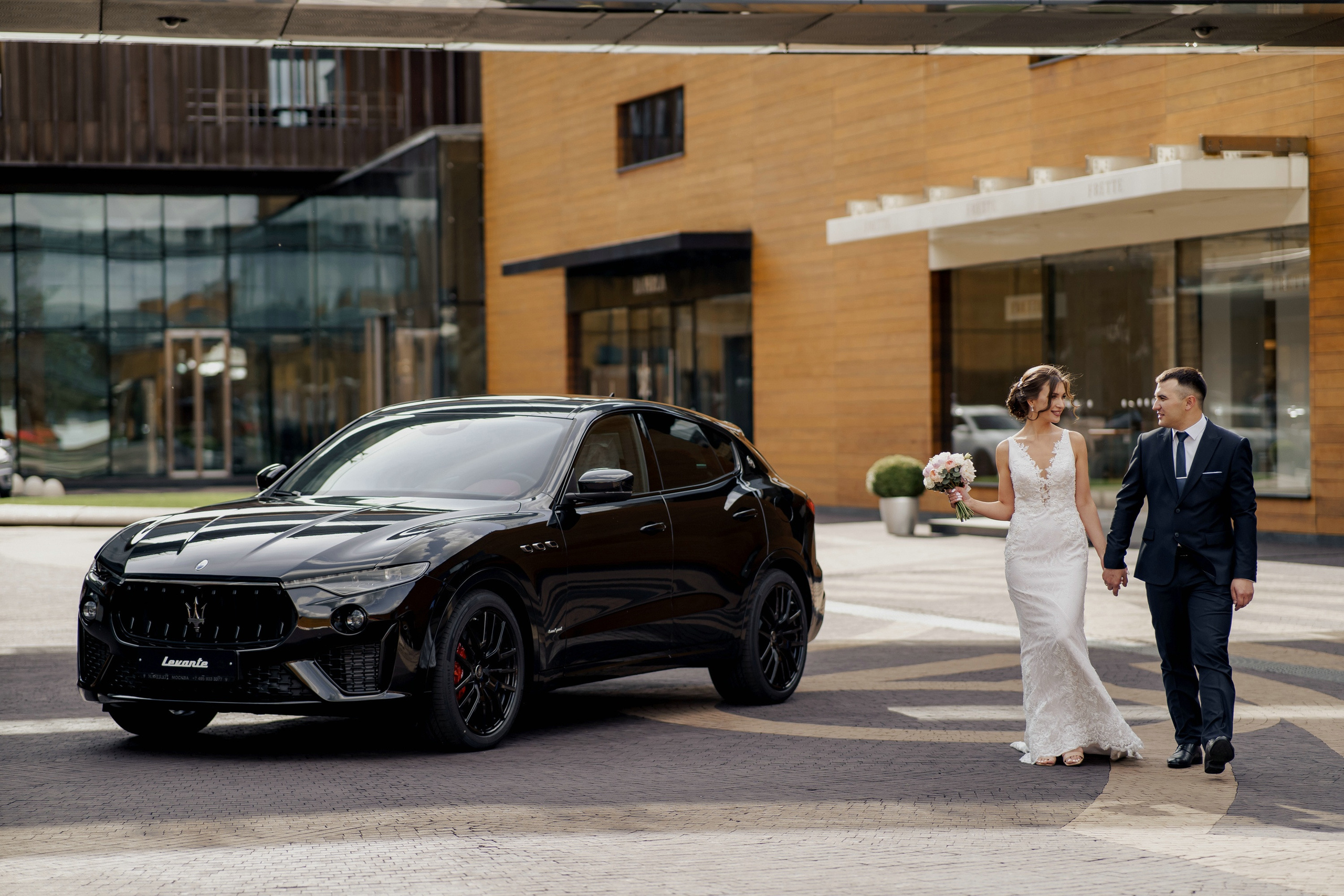 Свадебные фото в Москва Сити и роспись в ЗАГСе Барвиха. Свадебный и семейный фотограф в Москве Светлана Зоткина