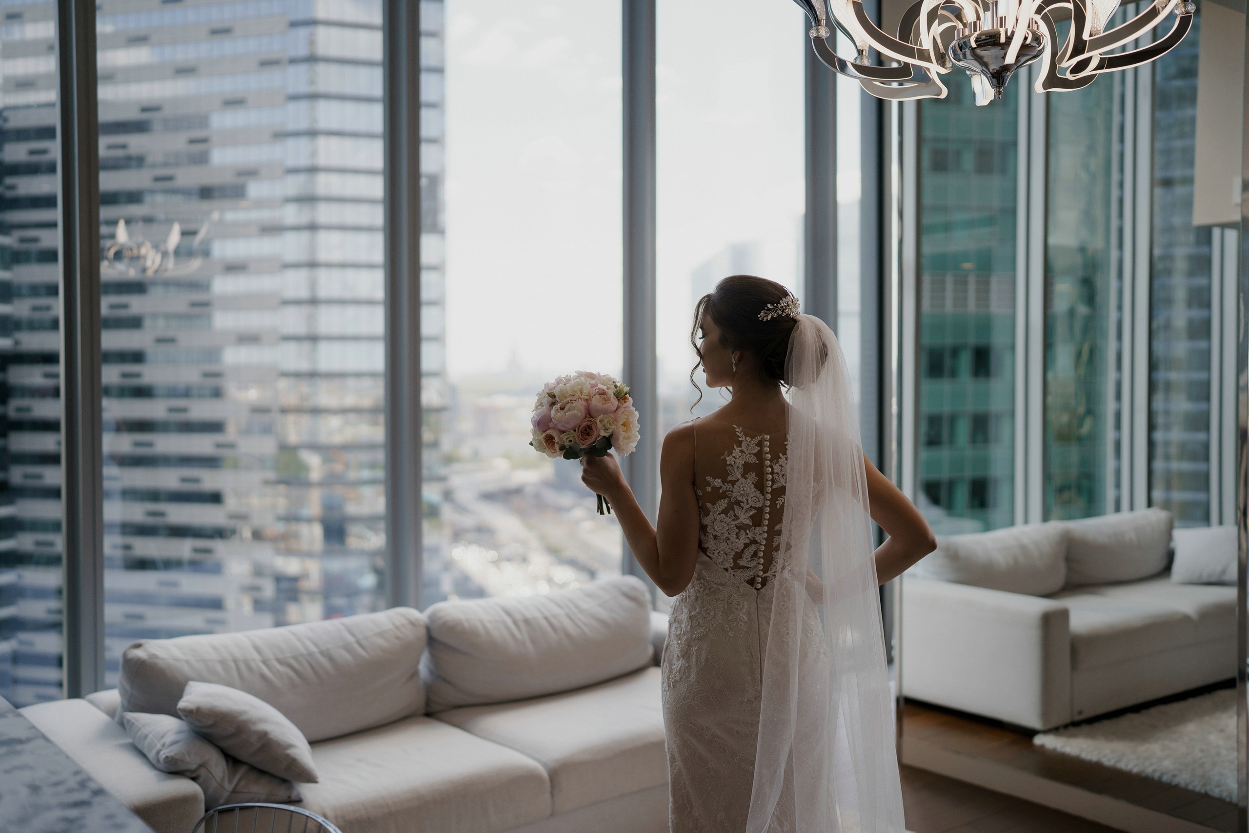 Свадебные фото в Москва Сити и роспись в ЗАГСе Барвиха. Свадебный и семейный фотограф в Москве Светлана Зоткина