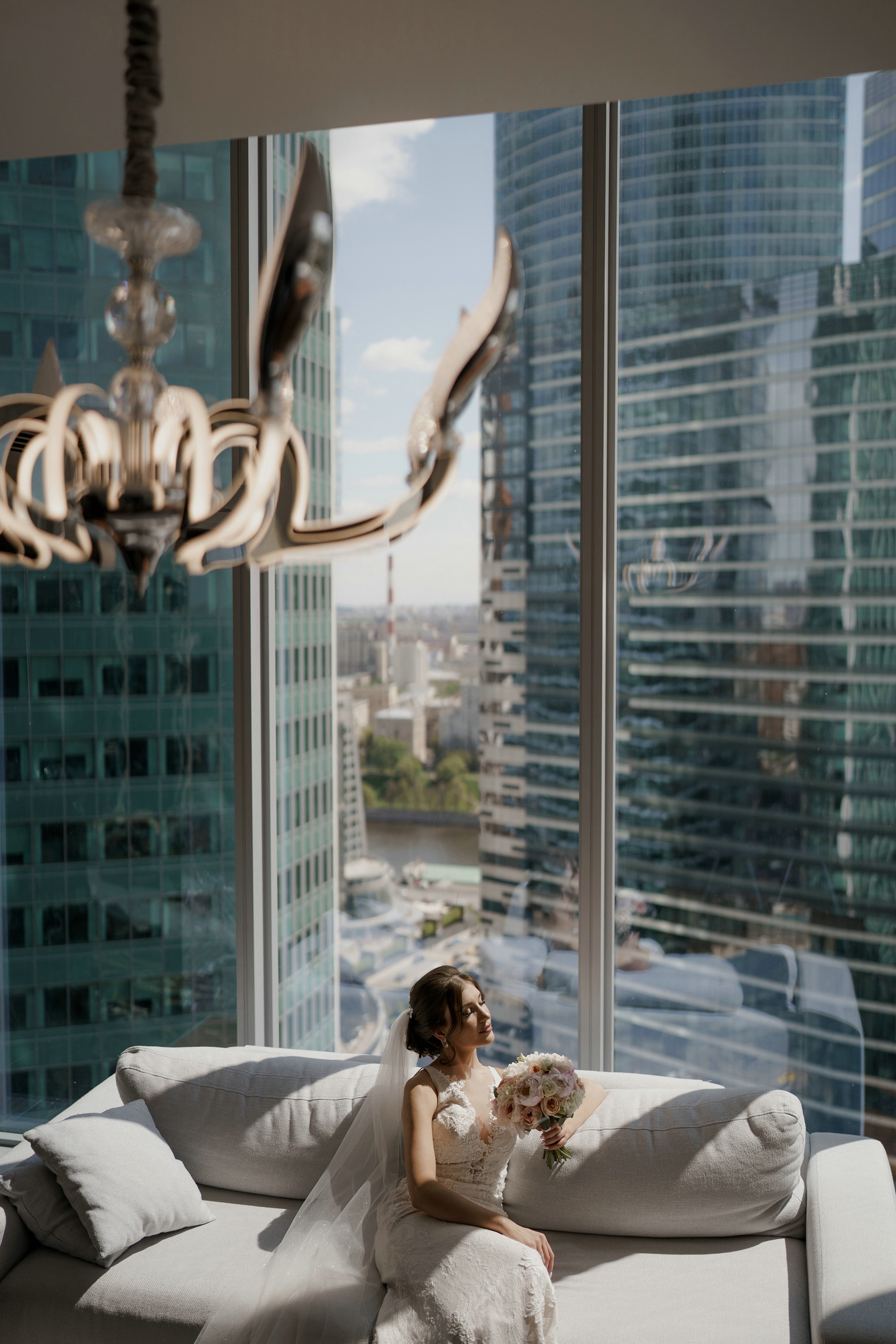 Свадебные фото в Москва Сити и роспись в ЗАГСе Барвиха. Свадебный и семейный фотограф в Москве Светлана Зоткина