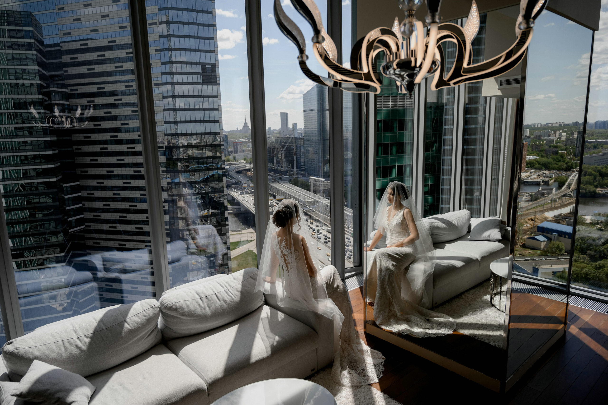 Свадебные фото в Москва Сити и роспись в ЗАГСе Барвиха. Свадебный и семейный фотограф в Москве Светлана Зоткина