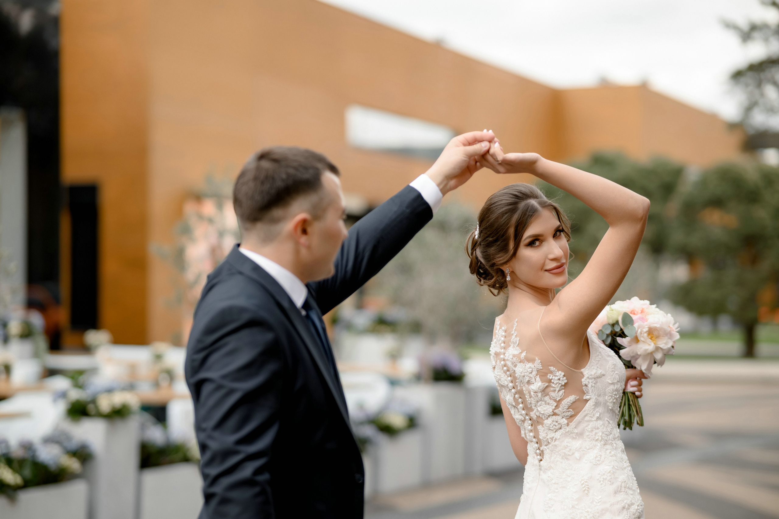 Свадебные фото в Москва Сити и роспись в ЗАГСе Барвиха. Свадебный и семейный фотограф в Москве Светлана Зоткина