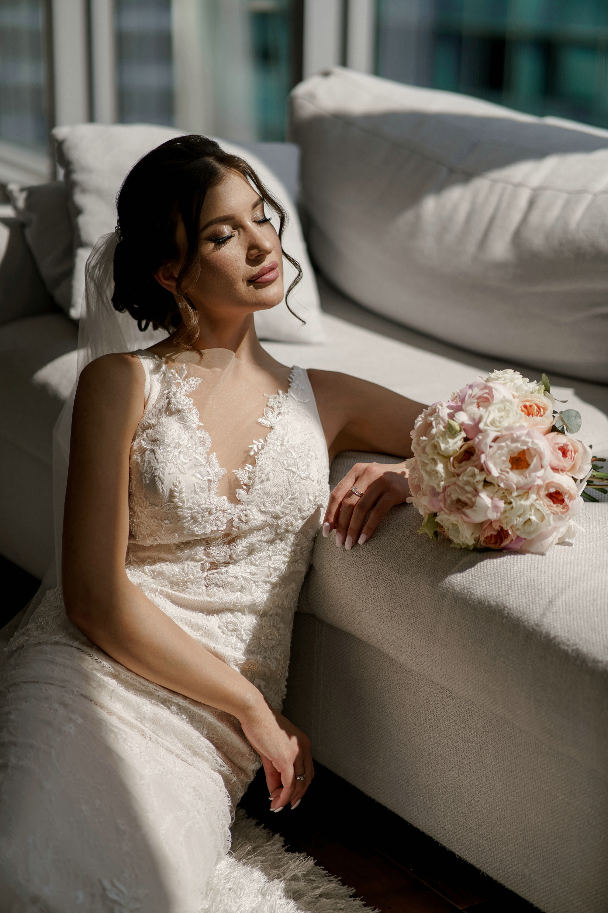 Свадебные фото в Москва Сити и роспись в ЗАГСе Барвиха. Свадебный и семейный фотограф в Москве Светлана Зоткина