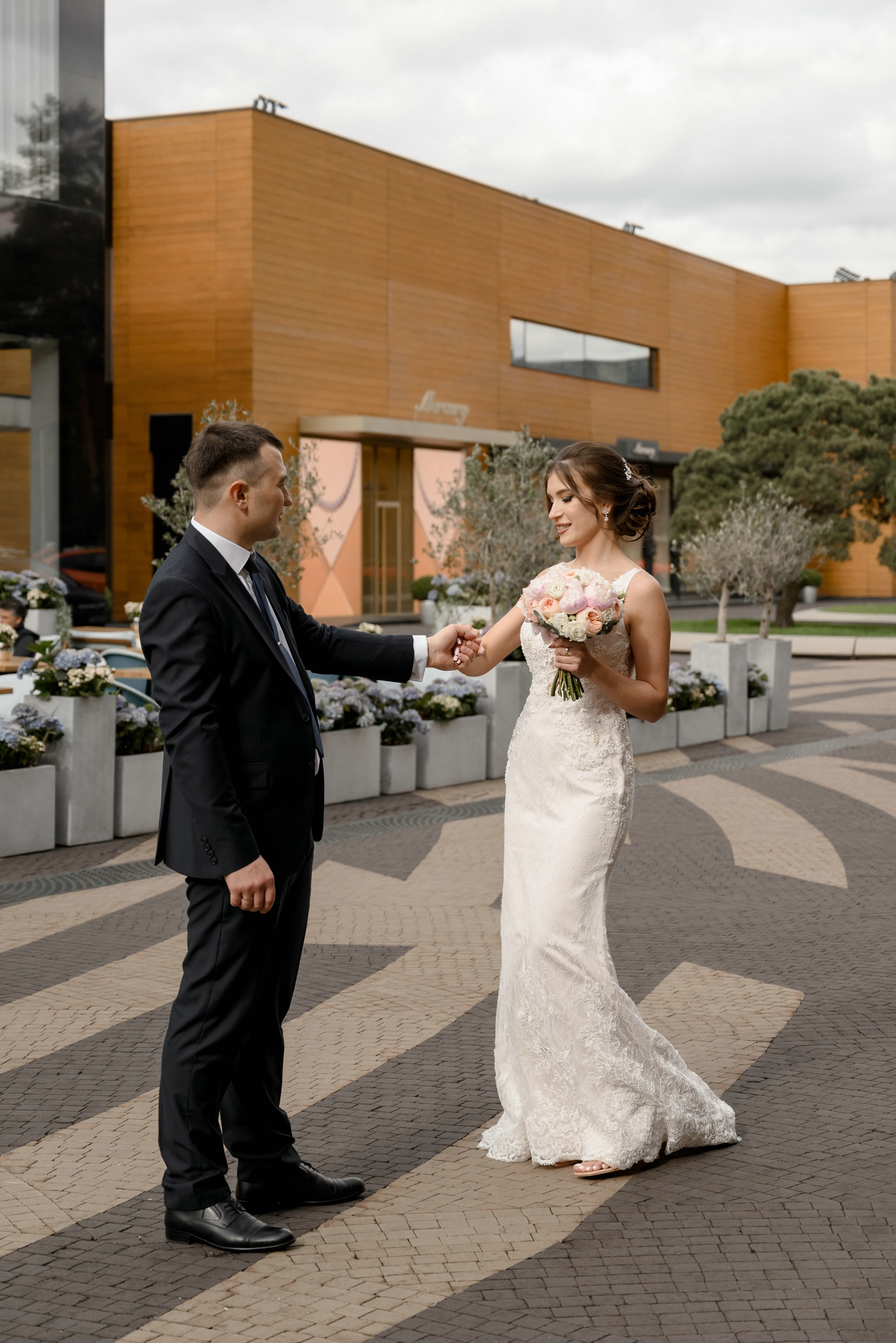 Свадебные фото в Москва Сити и роспись в ЗАГСе Барвиха. Свадебный и семейный фотограф в Москве Светлана Зоткина