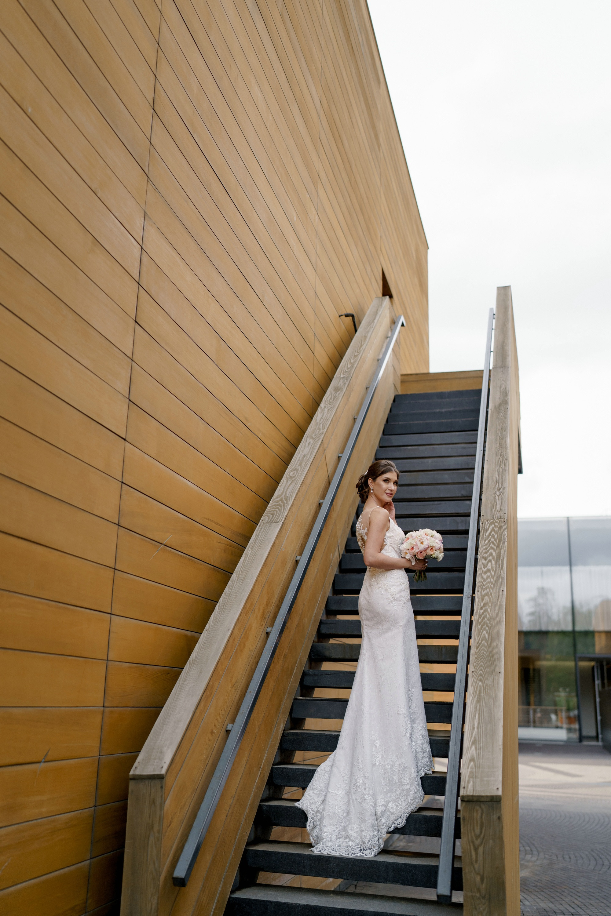 Свадебные фото в Москва Сити и роспись в ЗАГСе Барвиха. Свадебный и семейный фотограф в Москве Светлана Зоткина