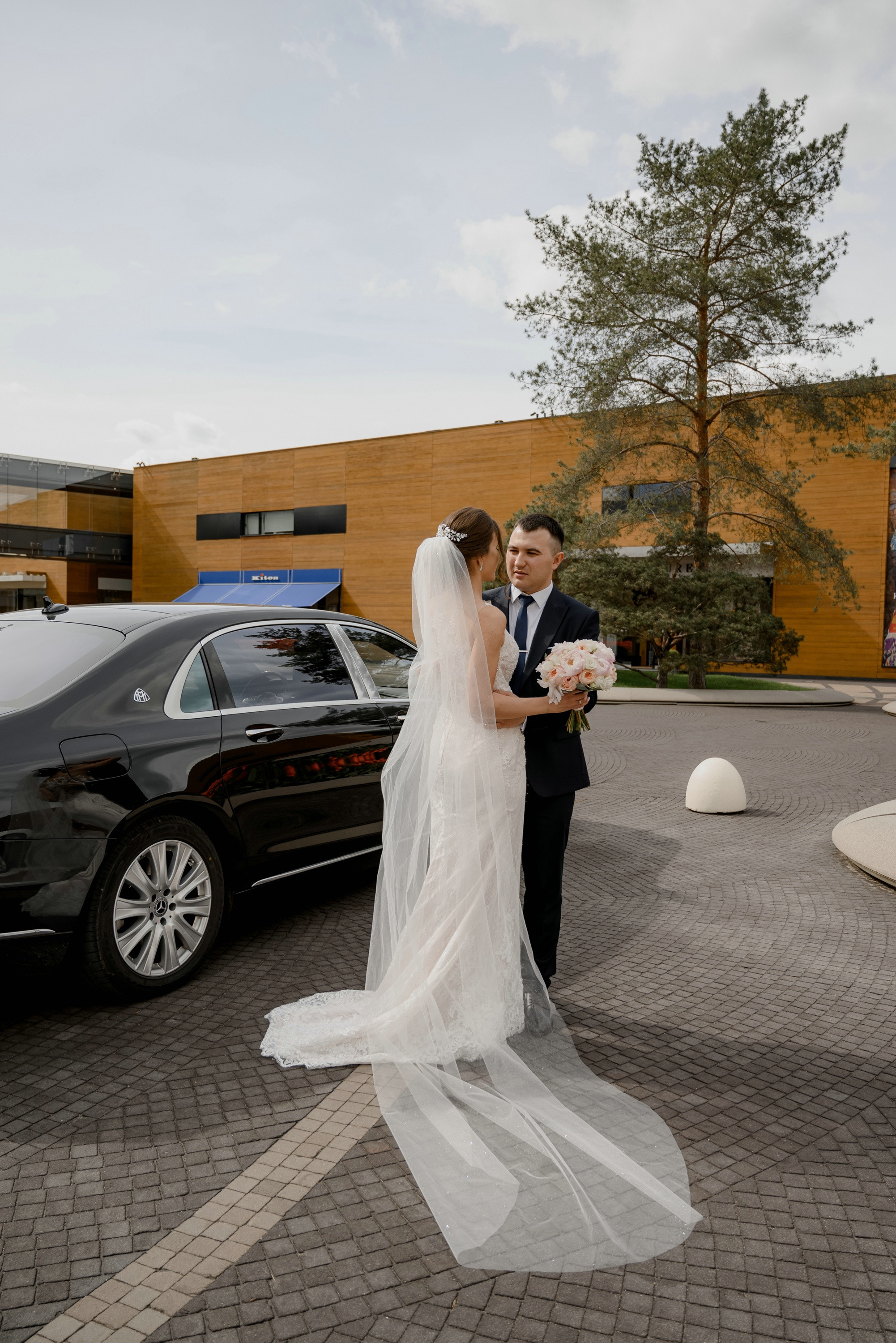 Свадебные фото в Москва Сити и роспись в ЗАГСе Барвиха. Свадебный и семейный фотограф в Москве Светлана Зоткина