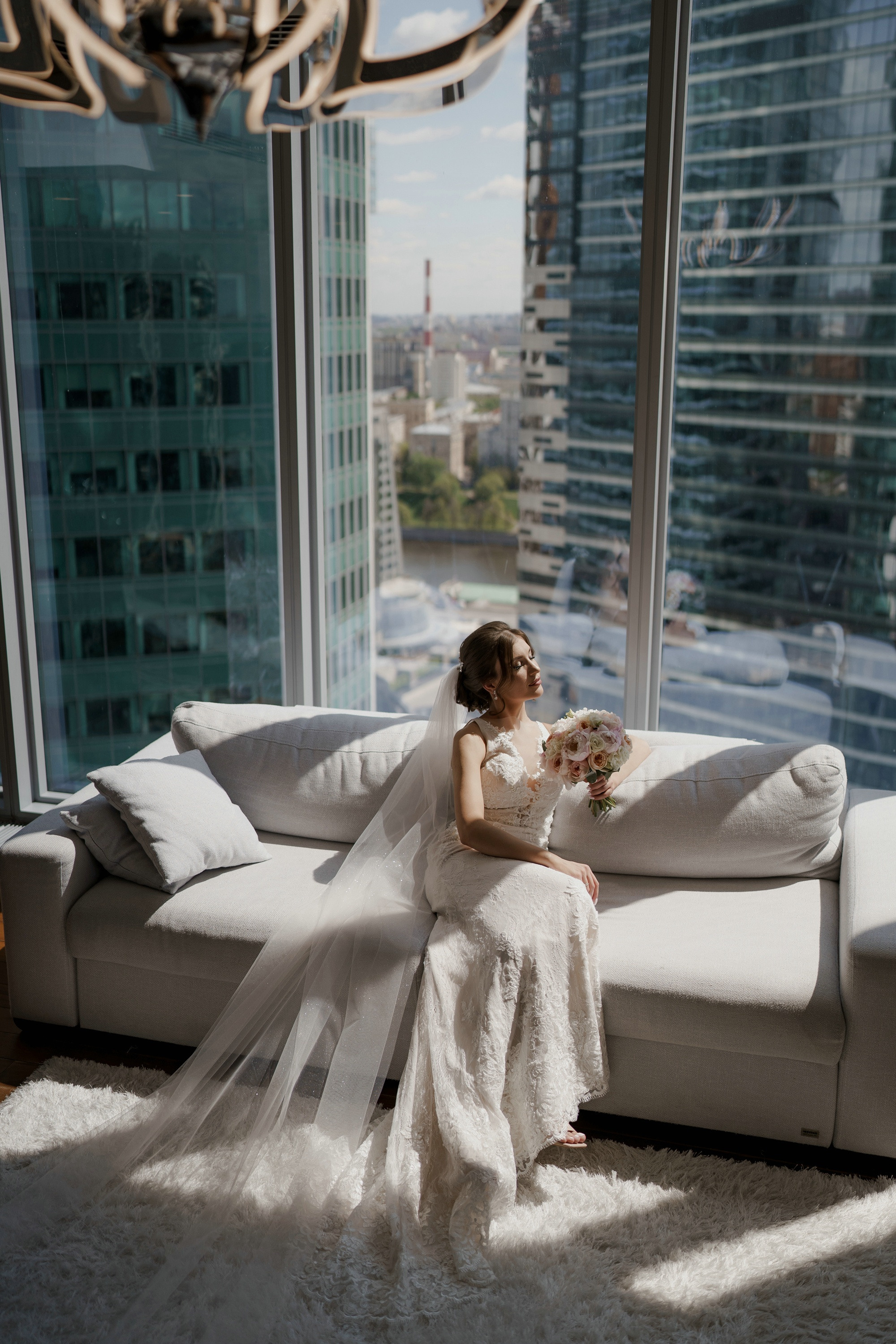 Свадебные фото в Москва Сити и роспись в ЗАГСе Барвиха. Свадебный и семейный фотограф в Москве Светлана Зоткина