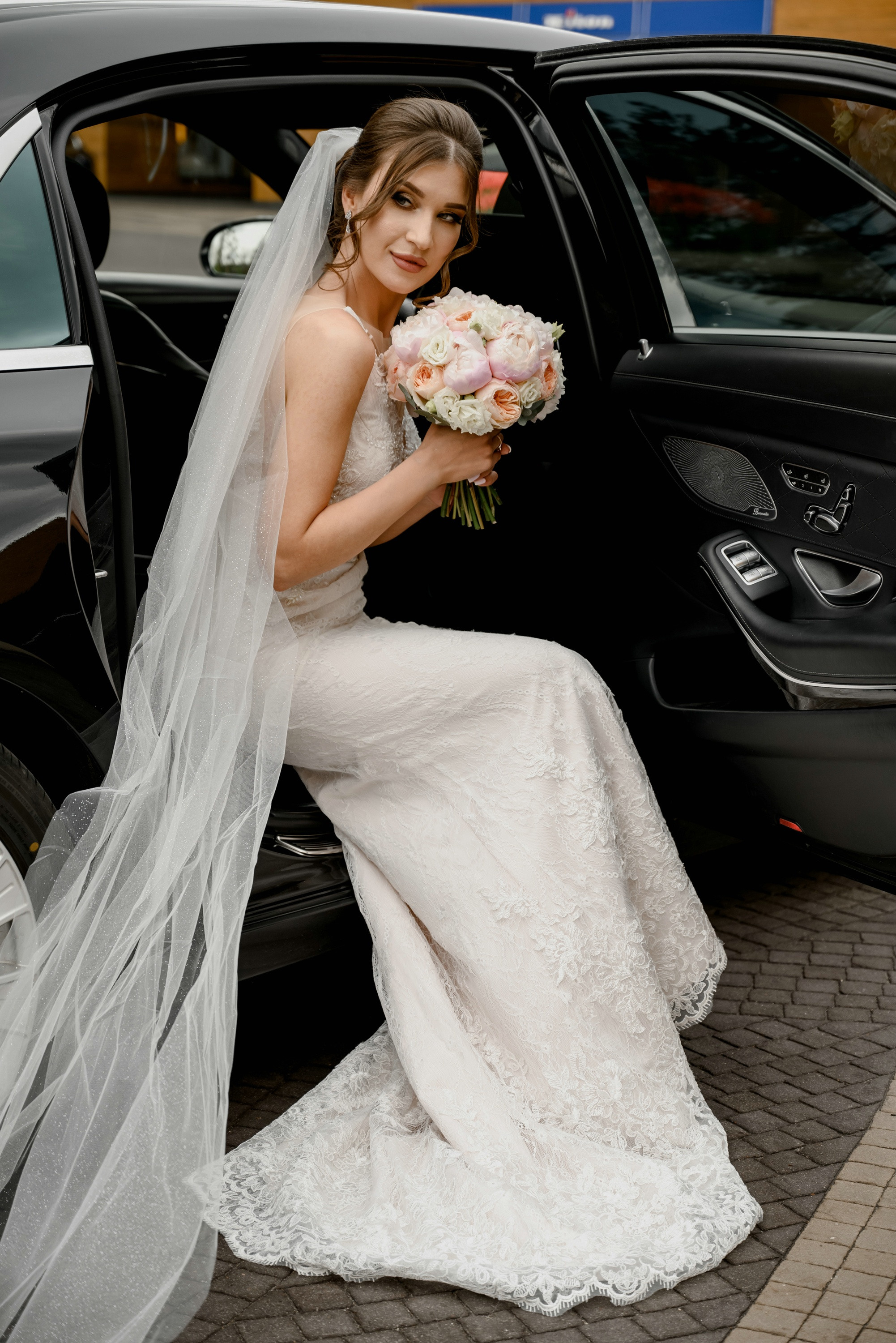 Свадебные фото в Москва Сити и роспись в ЗАГСе Барвиха. Свадебный и семейный фотограф в Москве Светлана Зоткина