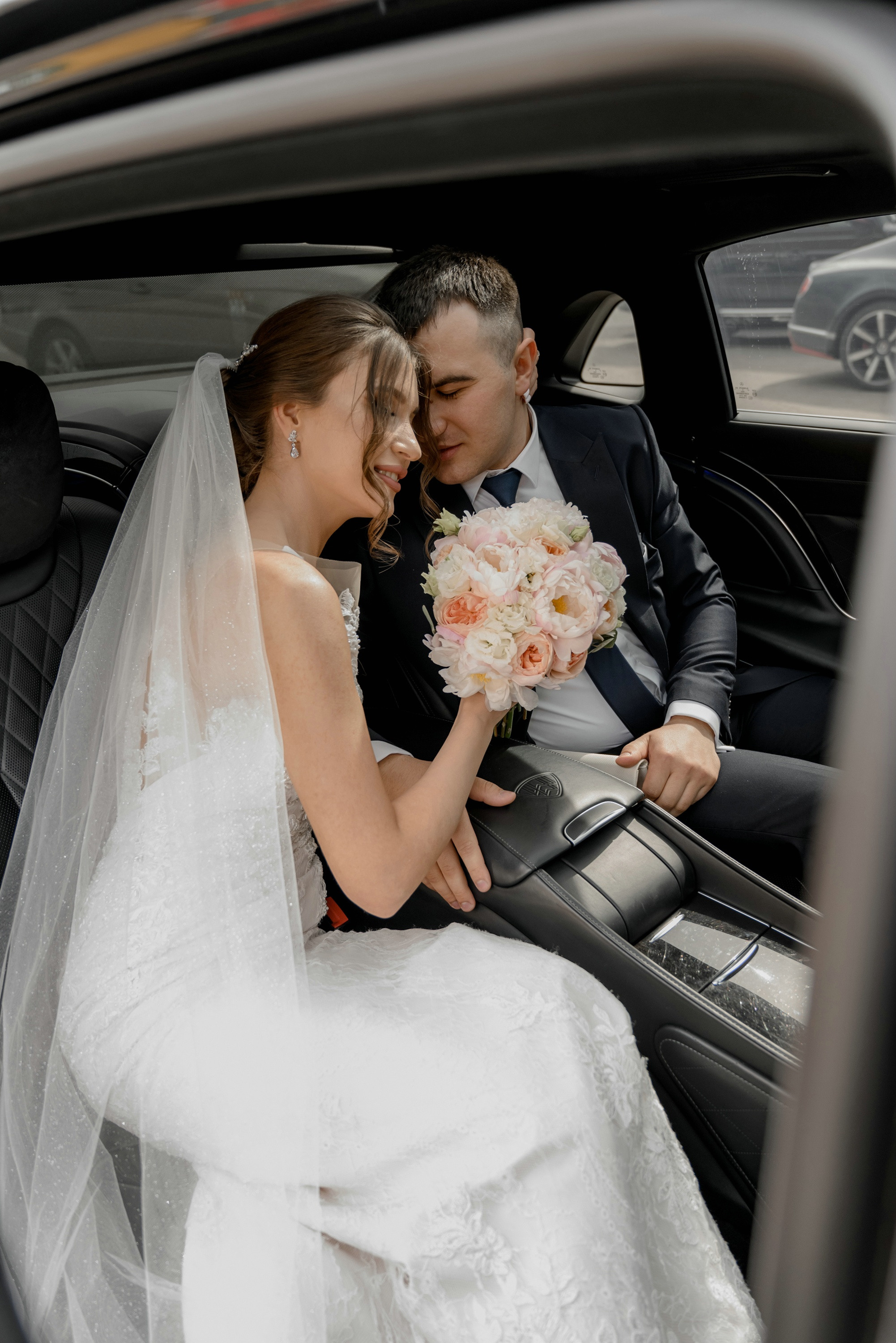 Свадебные фото в Москва Сити и роспись в ЗАГСе Барвиха. Свадебный и семейный фотограф в Москве Светлана Зоткина