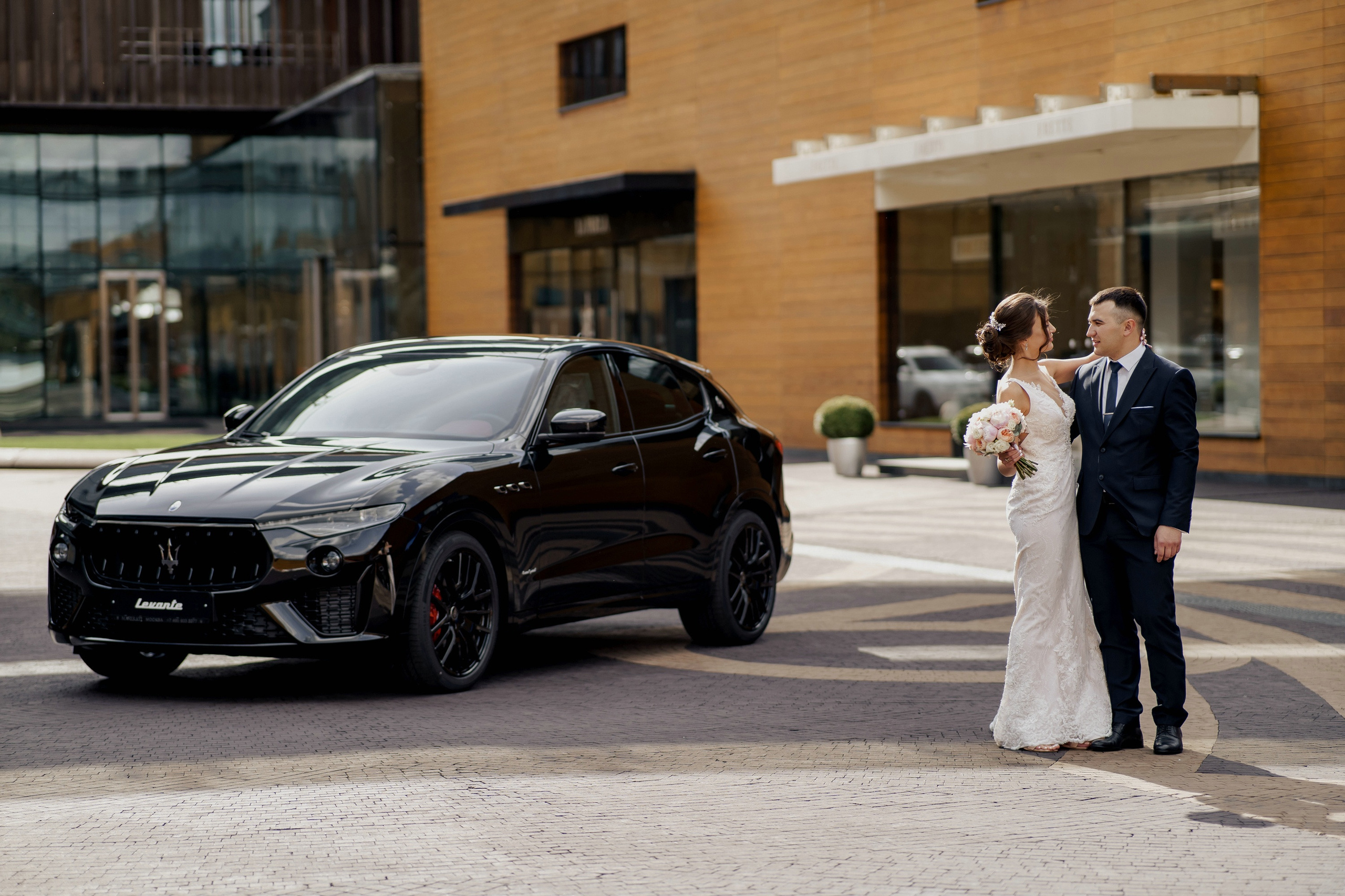 Свадебные фото в Москва Сити и роспись в ЗАГСе Барвиха. Свадебный и семейный фотограф в Москве Светлана Зоткина