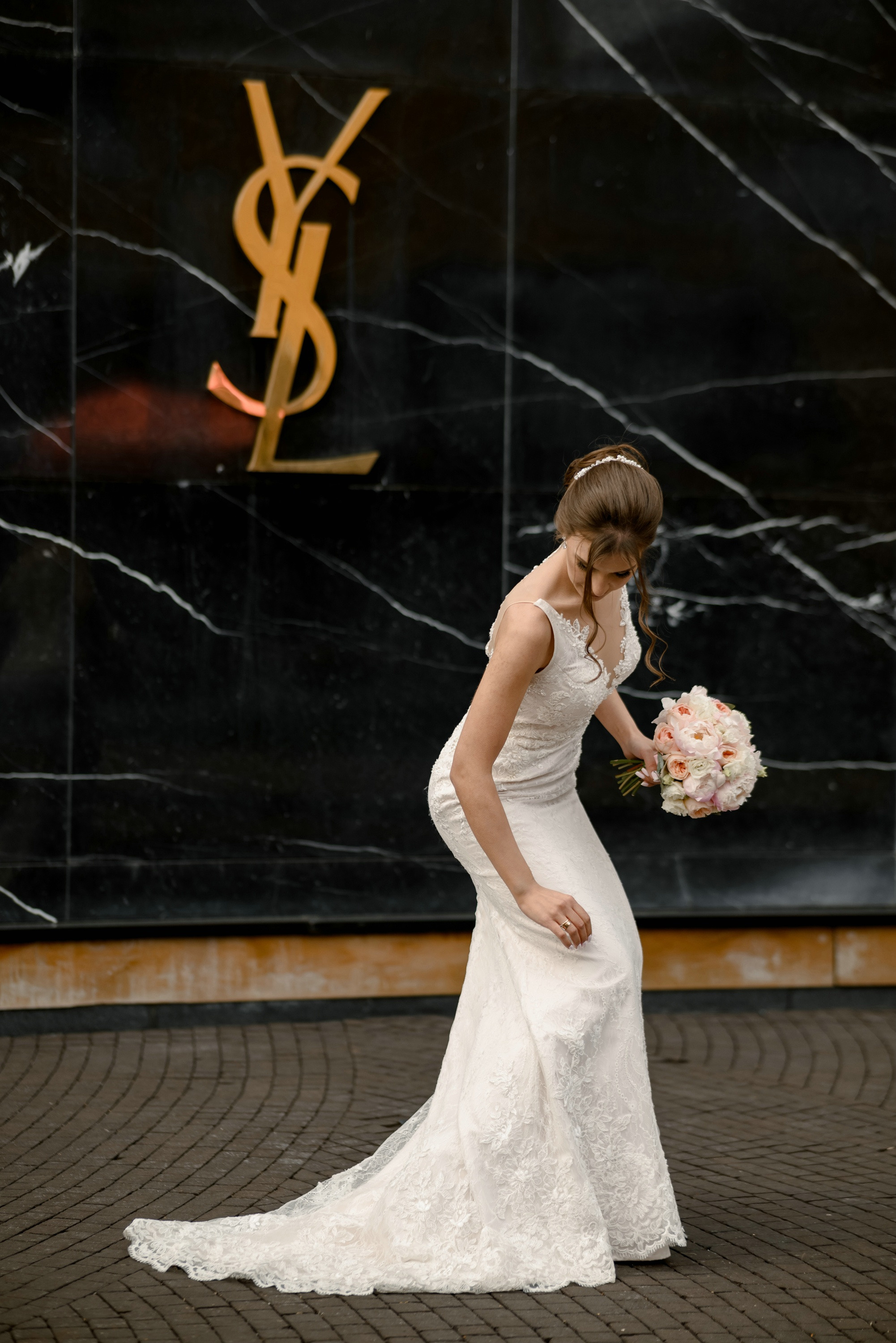 Свадебные фото в Москва Сити и роспись в ЗАГСе Барвиха. Свадебный и семейный фотограф в Москве Светлана Зоткина